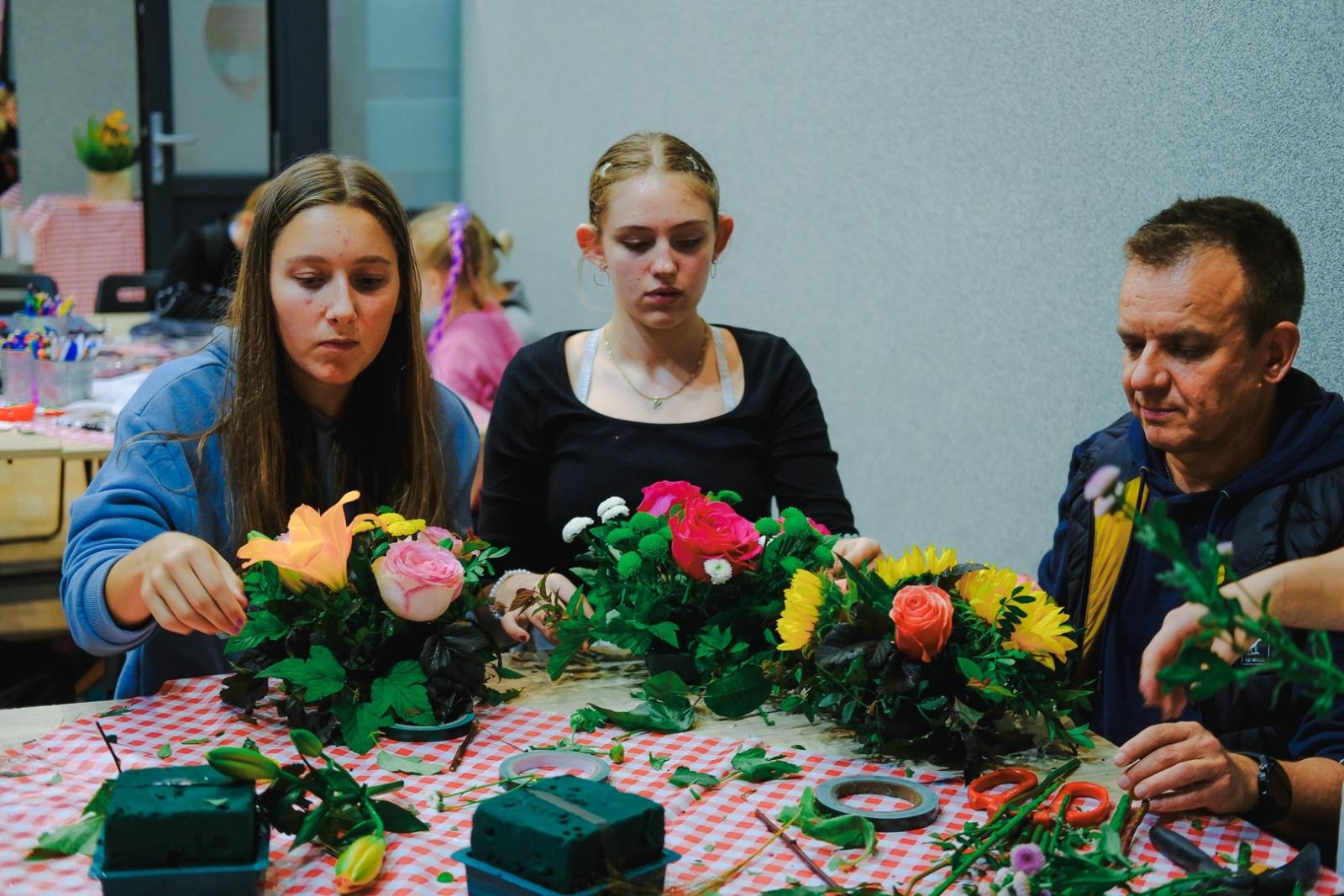 Zdjęcie w galerii na portalu naszwodzislaw.com: WyRÓŻniamy się - to już finał wiadomości z regionu