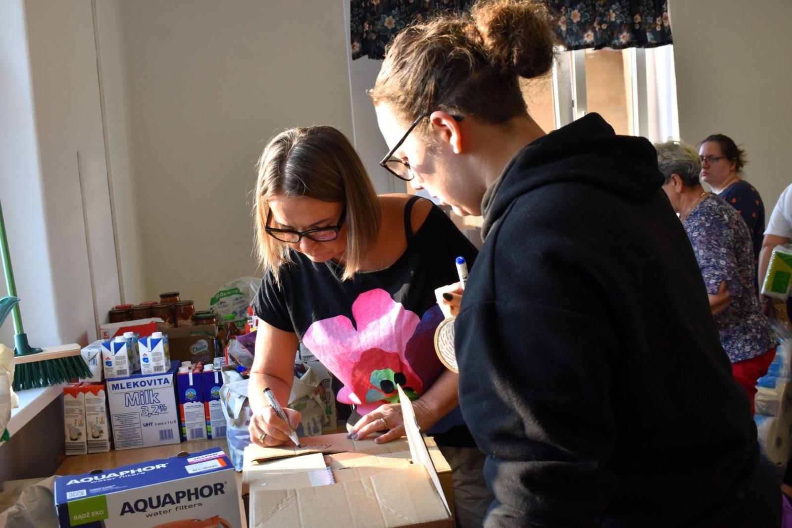 Zdjęcie w galerii na portalu naszwodzislaw.com: Pierwszy transport pomocy dla powodzian wyruszył w trasę wiadomości z regionu