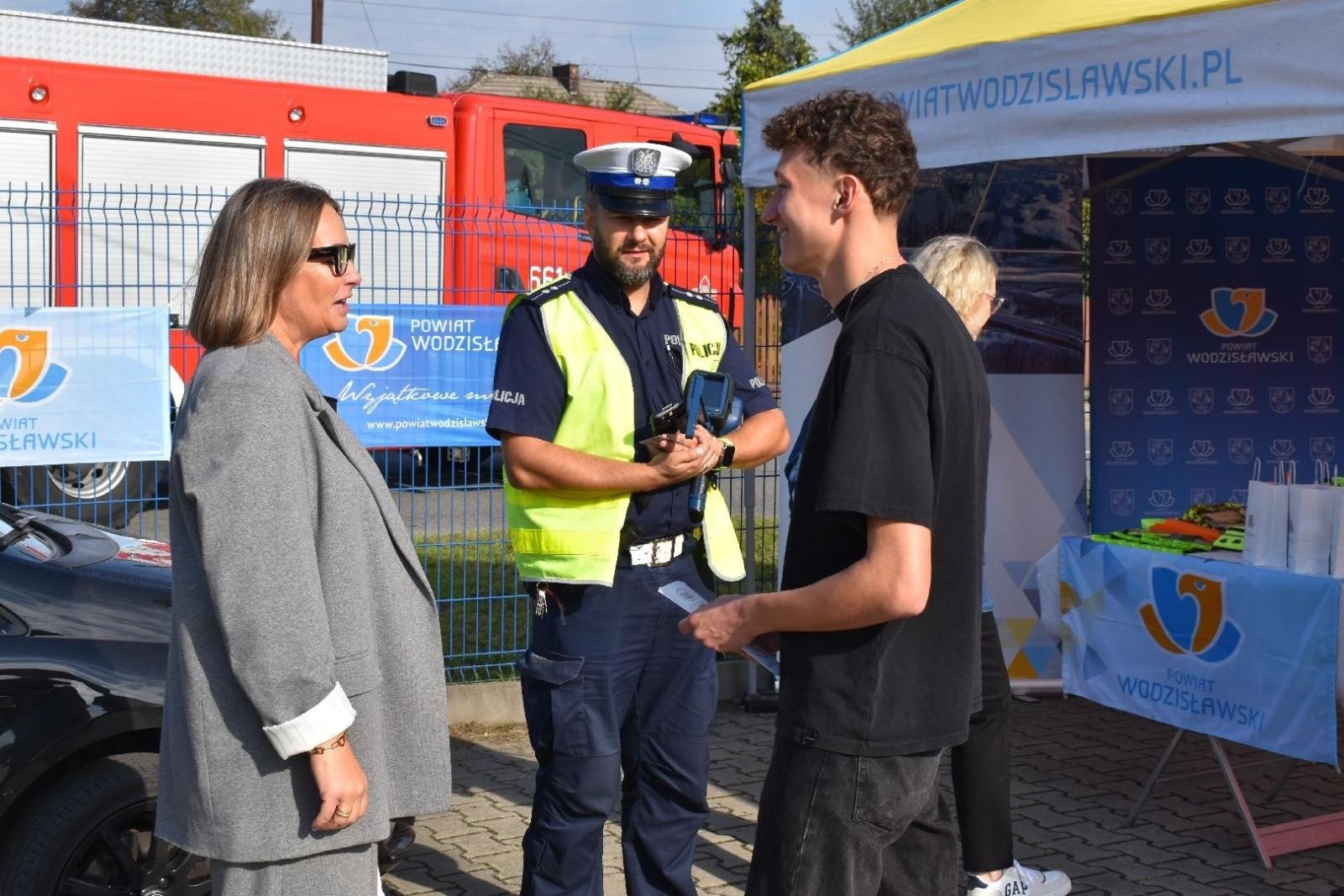Zdjęcie w galerii na portalu naszwodzislaw.com: Kurs pierwszej pomocy zamiast mandatu, czyli Road Safety Days po raz czwarty w powiecie wodzisławskim wiadomości z regionu
