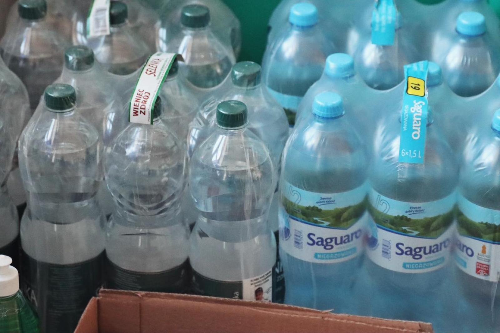 Zdjęcie w galerii na portalu naszwodzislaw.com: Pierwszy transport darów dla powodzian wyruszył z wodzisławskiego dworca wiadomości z regionu