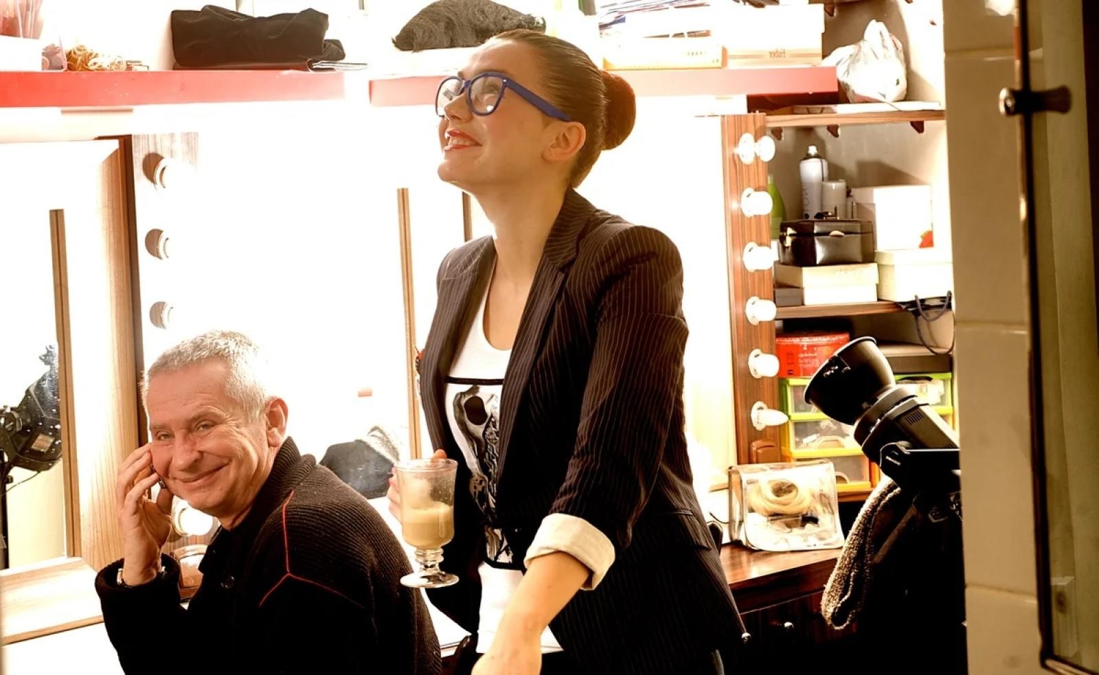 Zdjęcie w galerii na portalu naszwodzislaw.com: Dobry wieczór Państwu. Spektakl Materny i Bołądź już wkrótce w WCK wiadomości z regionu