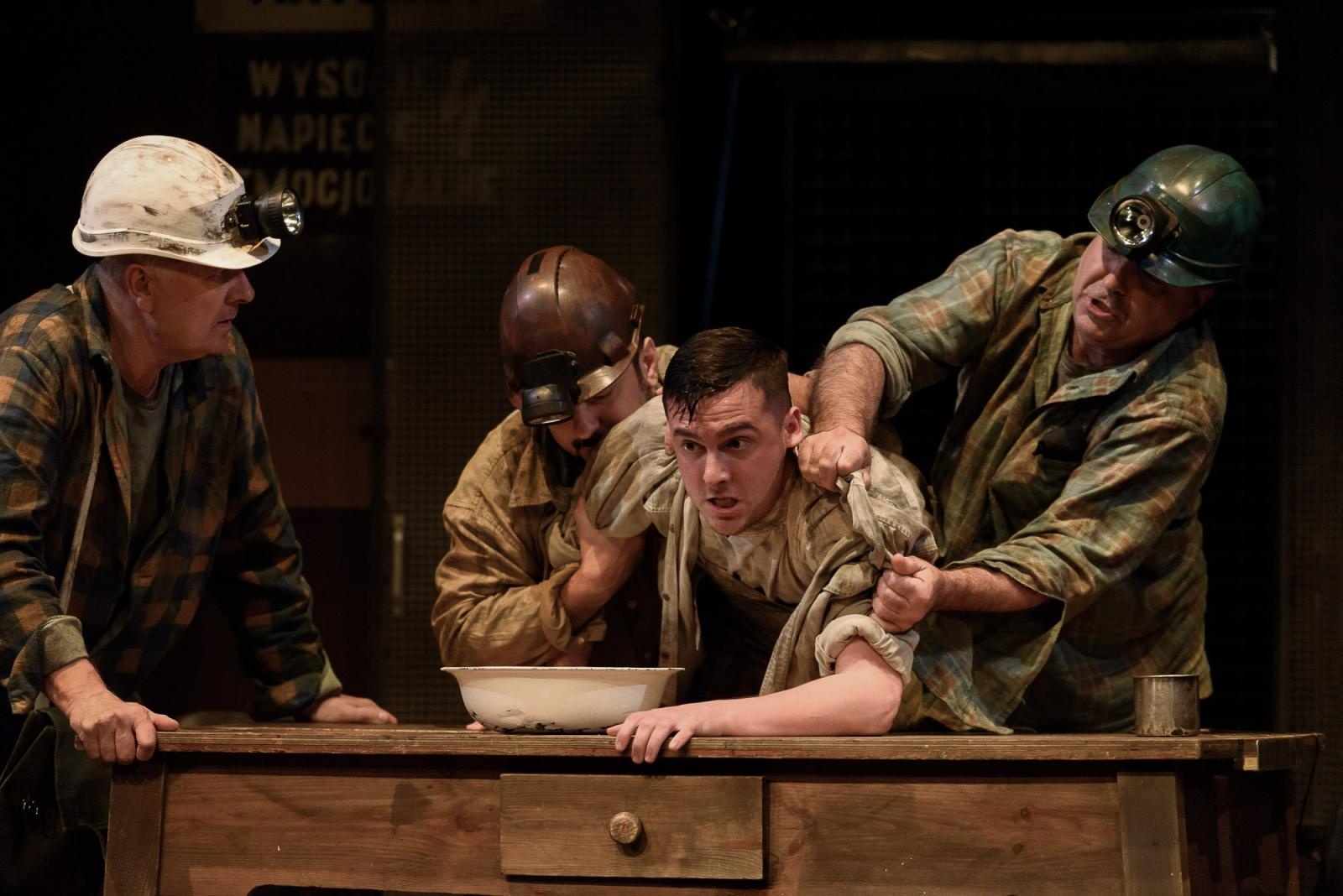 Zdjęcie w galerii na portalu naszwodzislaw.com: Wędrówki z Łyskiem. Rodzinny spektakl i gra terenowa z WCK wiadomości z regionu