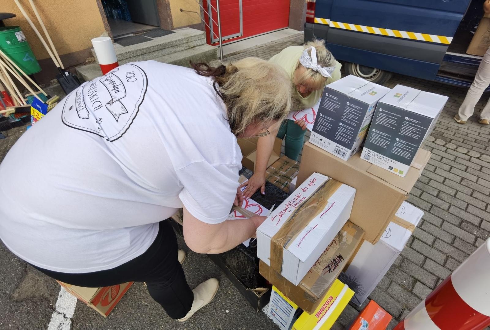 Zdjęcie w galerii na portalu naszwodzislaw.com: Kolejny transport pomocy dla powodzian wyruszył w trasę wiadomości z regionu