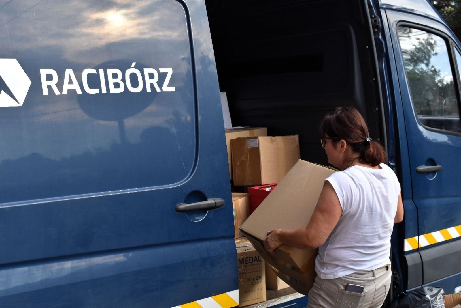 Zdjęcie w galerii na portalu naszwodzislaw.com: Kolejny transport pomocy dla powodzian wyruszył w trasę wiadomości z regionu