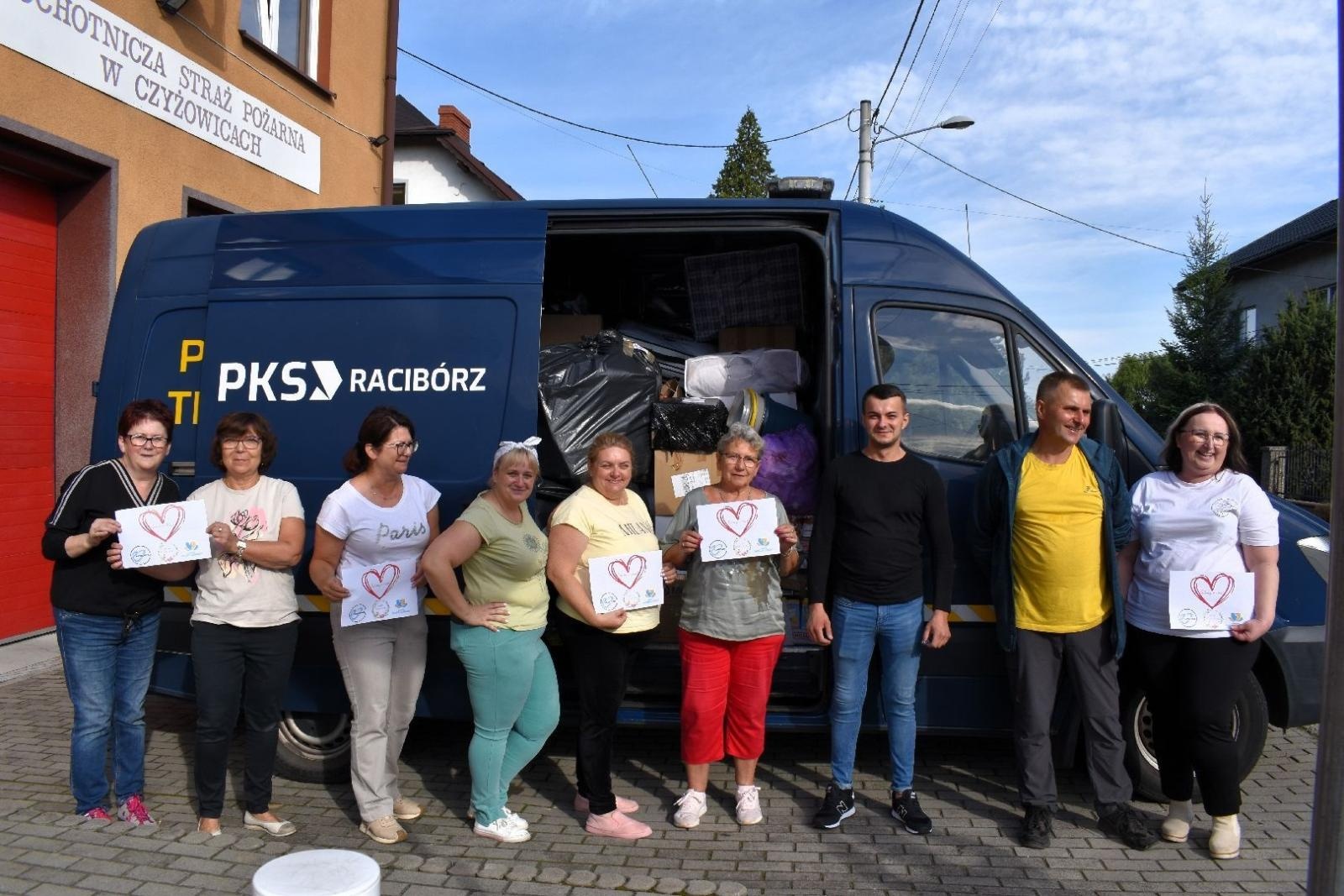 Zdjęcie w galerii na portalu naszwodzislaw.com: Kolejny transport pomocy dla powodzian wyruszył w trasę wiadomości z regionu