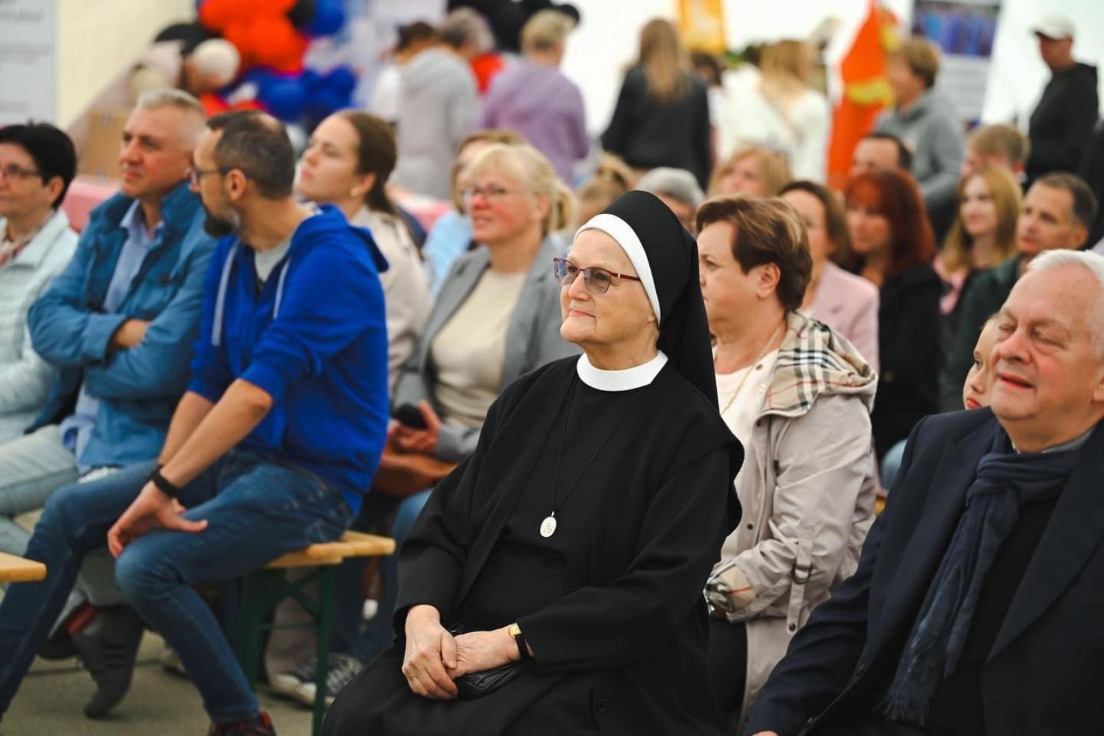 Zdjęcie w galerii na portalu naszwodzislaw.com: Misje sercem Kościoła. Festiwal Chrześcijański dobiegł końca [FOTO] wiadomości z regionu