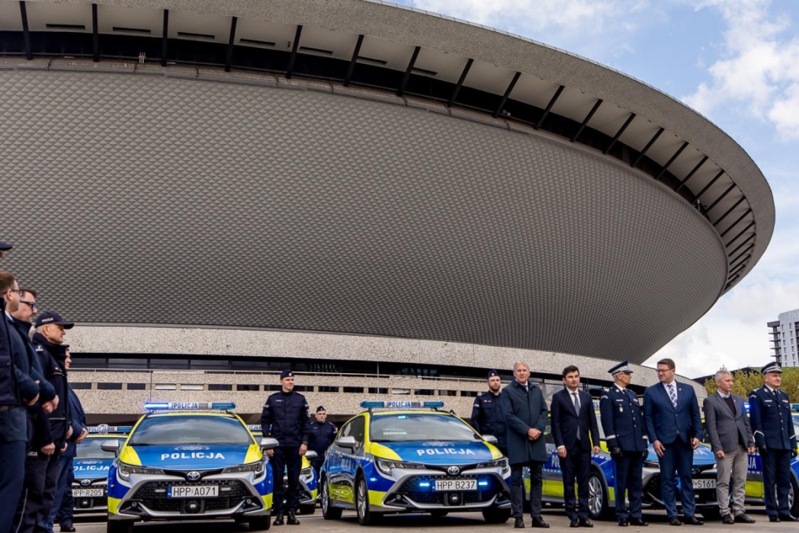 Zdjęcie w galerii na portalu naszwodzislaw.com: Śląska policja dostała 85 nowych radiowozów. Jeden trafi do Wodzisławia Śląskiego wiadomości z regionu