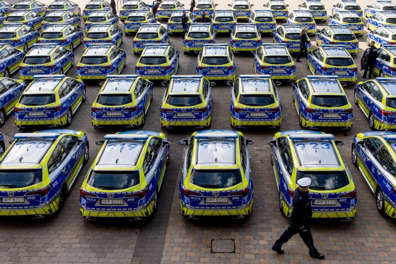 Zdjęcie w galerii na portalu naszwodzislaw.com: Śląska policja dostała 85 nowych radiowozów. Jeden trafi do Wodzisławia Śląskiego wiadomości z regionu