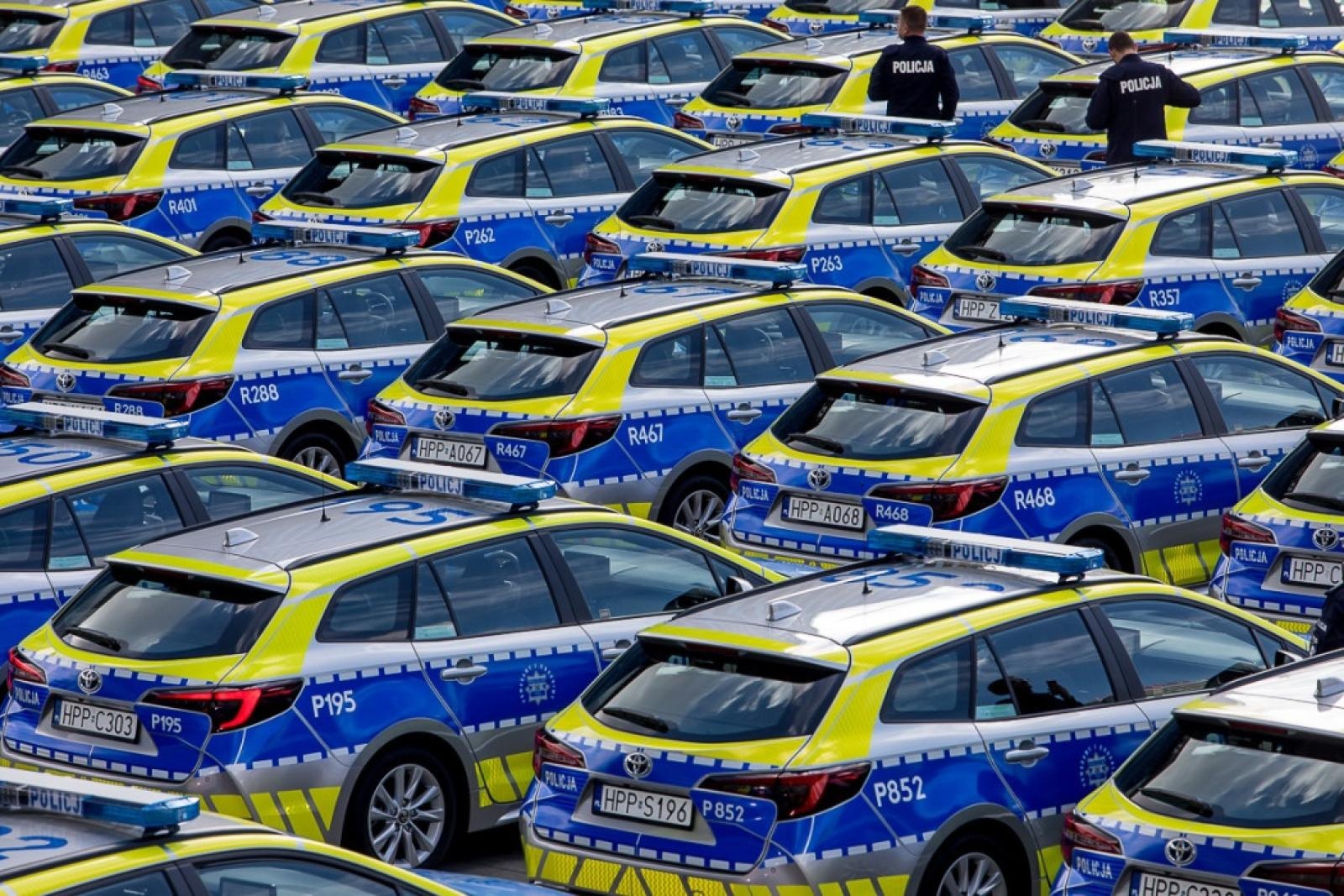 Zdjęcie w galerii na portalu naszwodzislaw.com: Śląska policja dostała 85 nowych radiowozów. Jeden trafi do Wodzisławia Śląskiego wiadomości z regionu