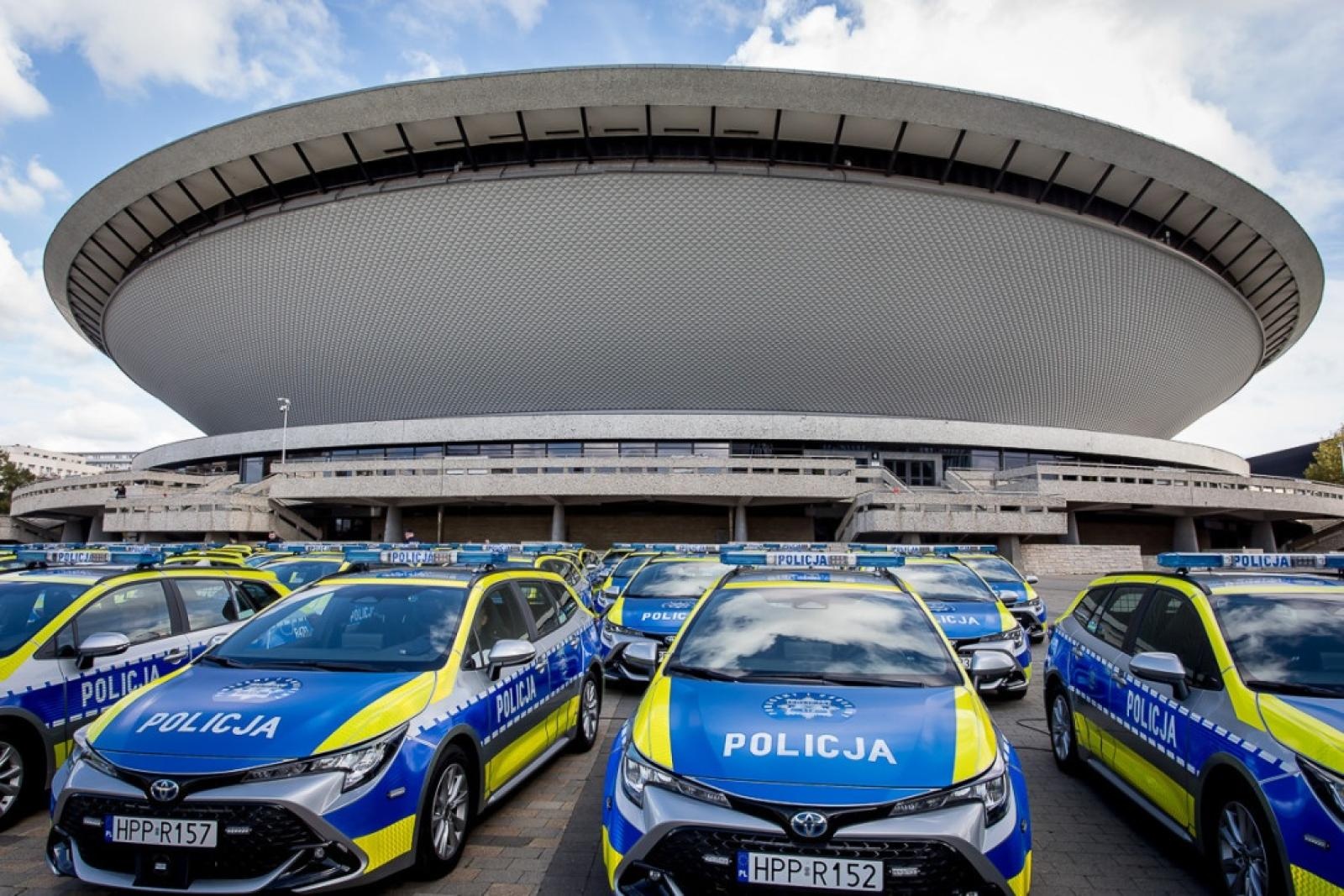 Zdjęcie w galerii na portalu naszwodzislaw.com: Śląska policja dostała 85 nowych radiowozów. Jeden trafi do Wodzisławia Śląskiego wiadomości z regionu