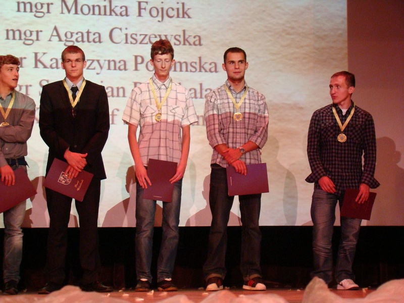 Zdjęcie w galerii na portalu naszwodzislaw.com: Czas nauki wykorzystali najefektywniej wiadomości z regionu