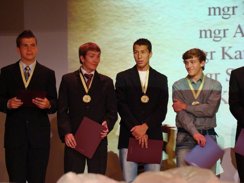 Zdjęcie w galerii na portalu naszwodzislaw.com: Czas nauki wykorzystali najefektywniej wiadomości z regionu