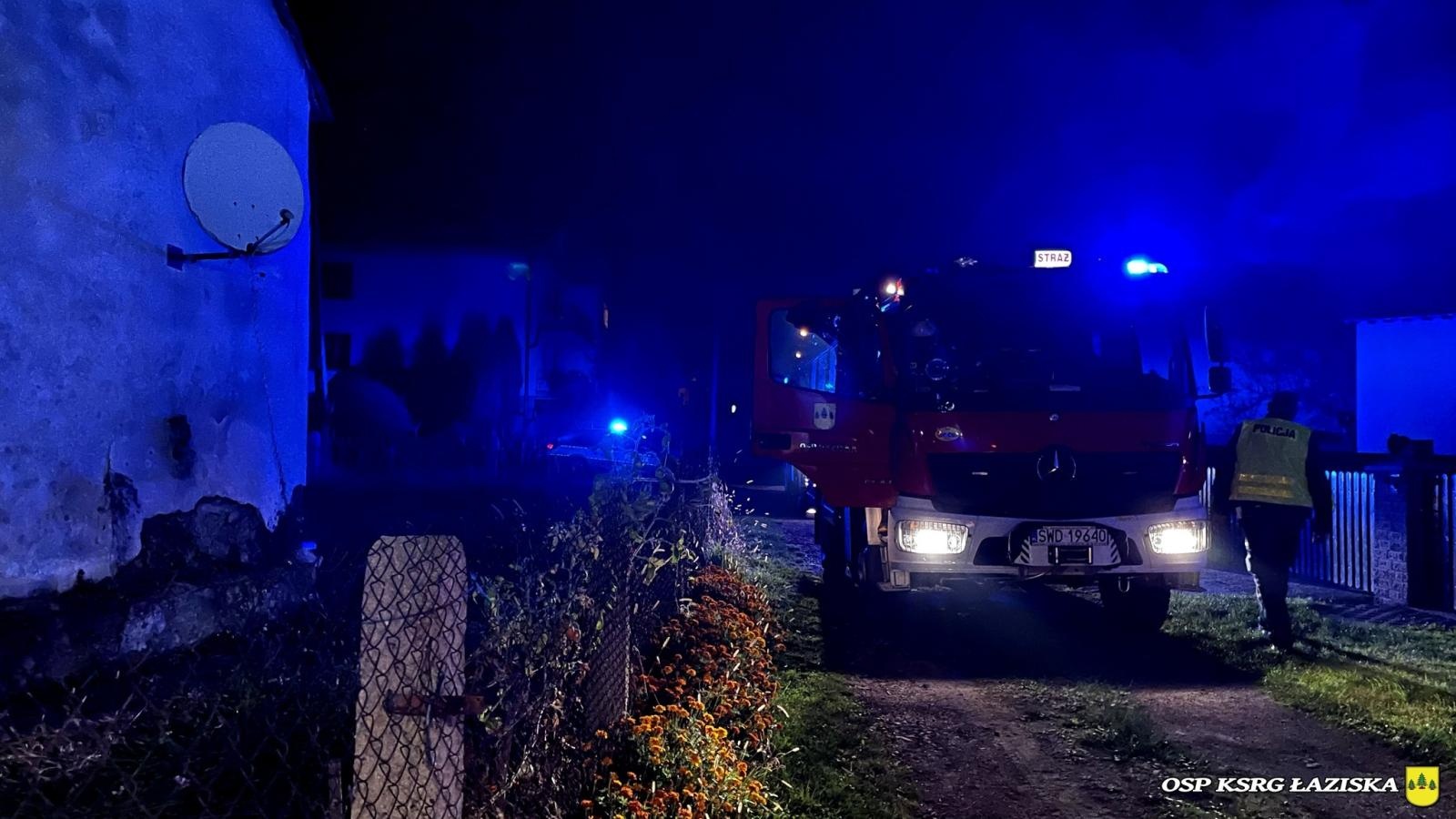 Zdjęcie w galerii na portalu naszwodzislaw.com: W Gołkowicach runął fragment dachu budynku mieszkalnego wiadomości z regionu