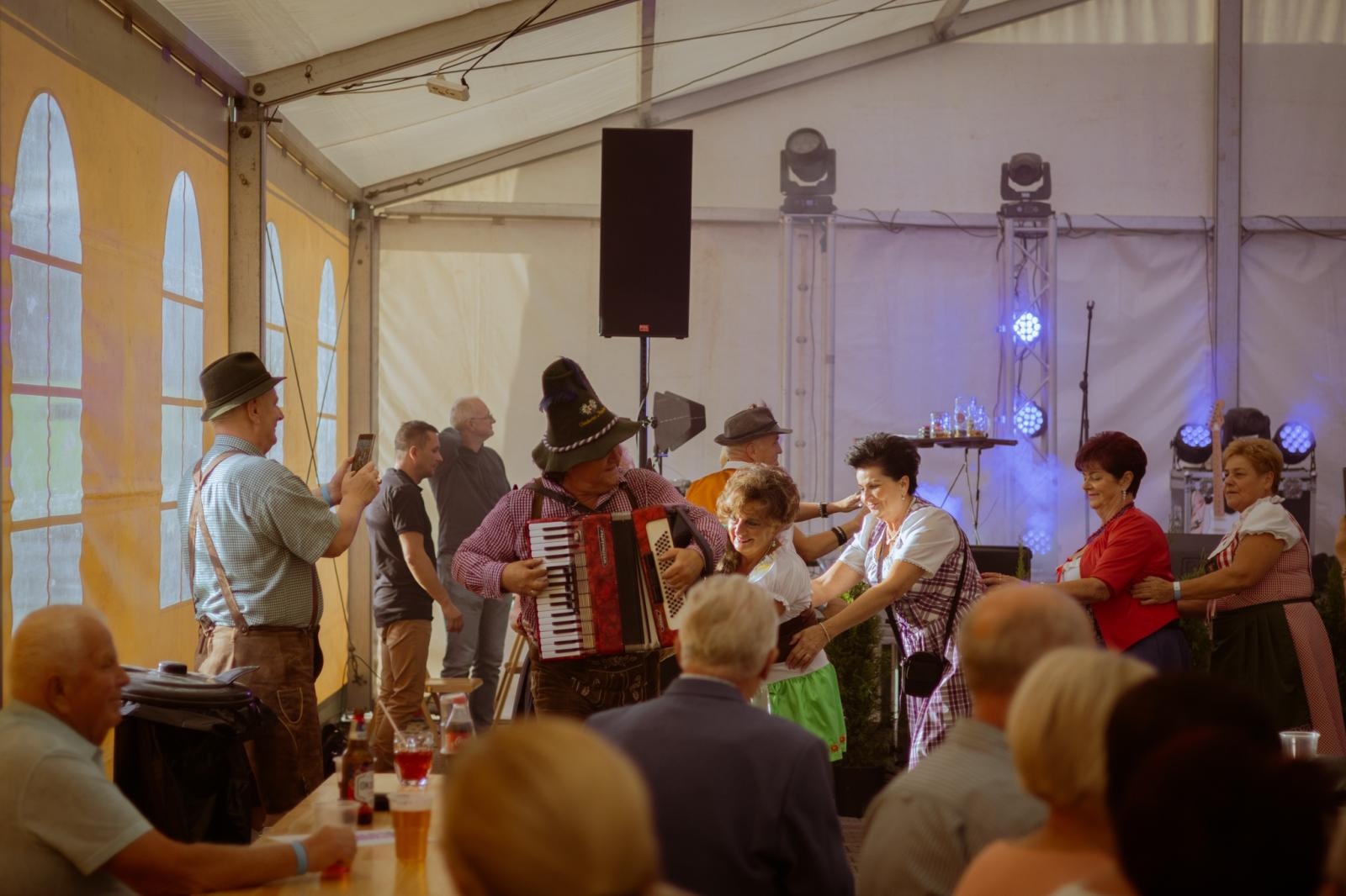 Zdjęcie w galerii na portalu naszwodzislaw.com: Pszów zagościł na mapie Oktoberfestów wiadomości z regionu