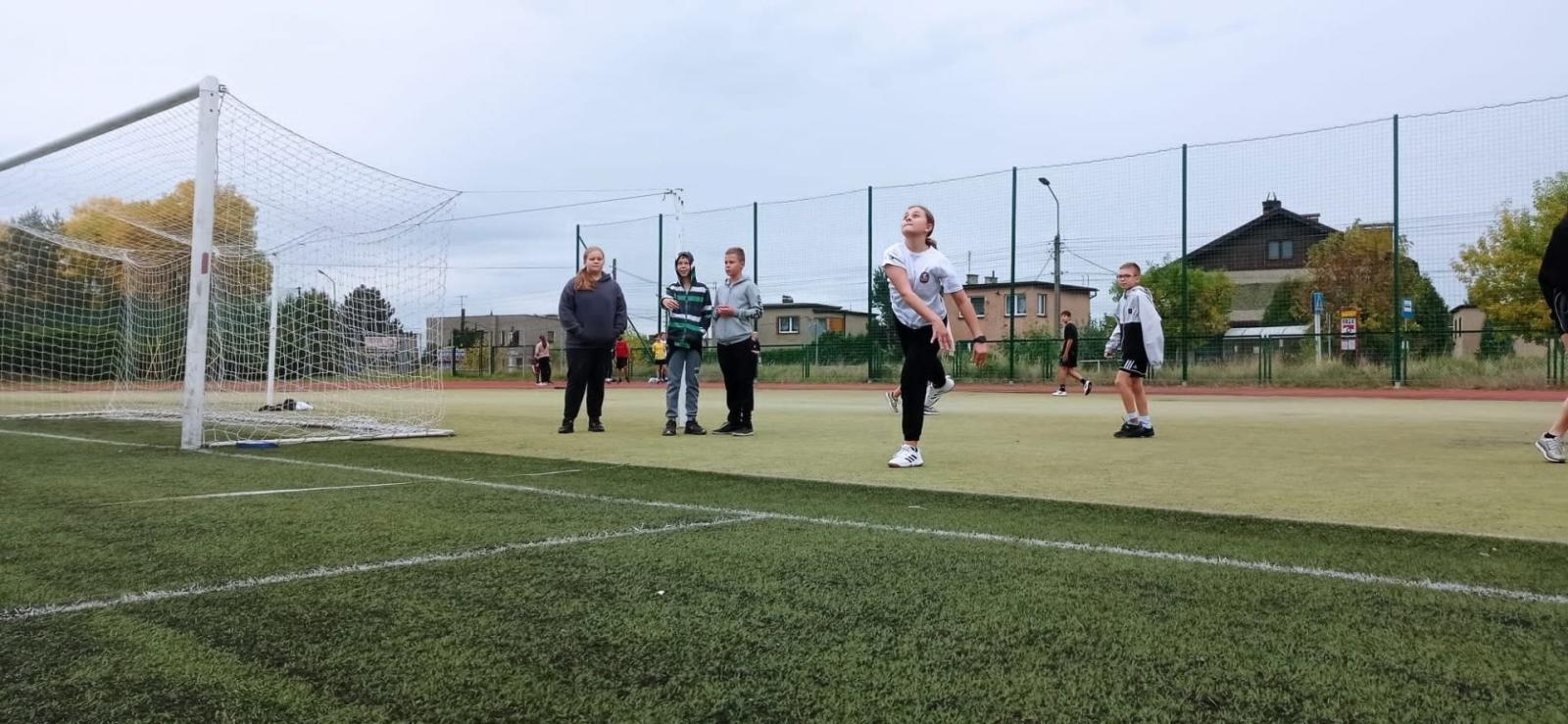 Zdjęcie w galerii na portalu naszwodzislaw.com: Powiatowe eliminacje lekkoatletyczne za nami wiadomości z regionu