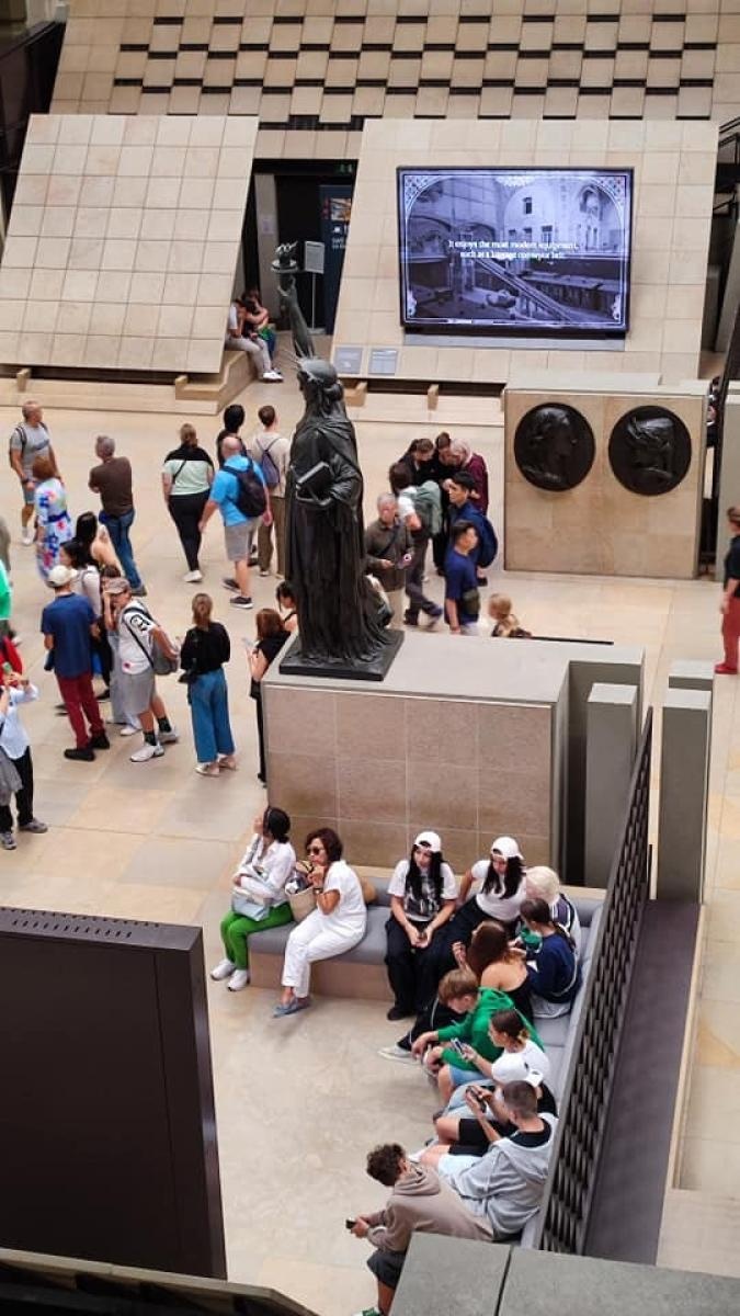 Zdjęcie w galerii na portalu naszwodzislaw.com: Wyjątkowa podróż uczniów SP1 do Francji [FOTO] wiadomości z regionu