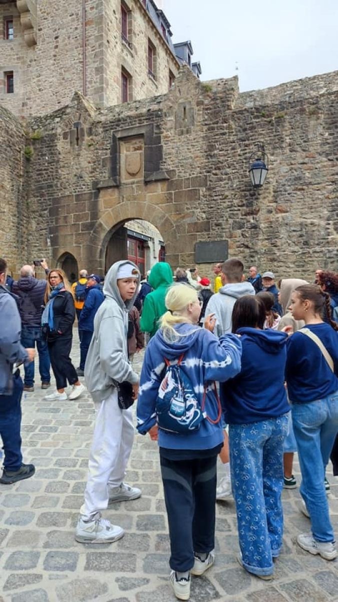 Zdjęcie w galerii na portalu naszwodzislaw.com: Wyjątkowa podróż uczniów SP1 do Francji [FOTO] wiadomości z regionu