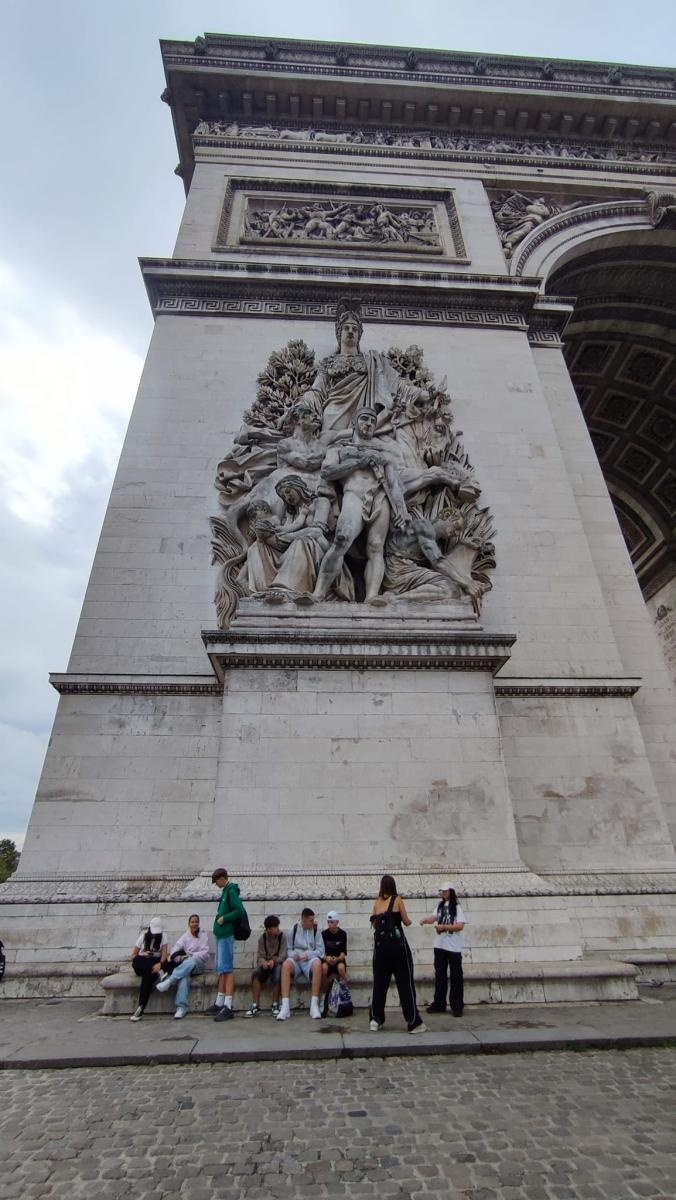 Zdjęcie w galerii na portalu naszwodzislaw.com: Wyjątkowa podróż uczniów SP1 do Francji [FOTO] wiadomości z regionu