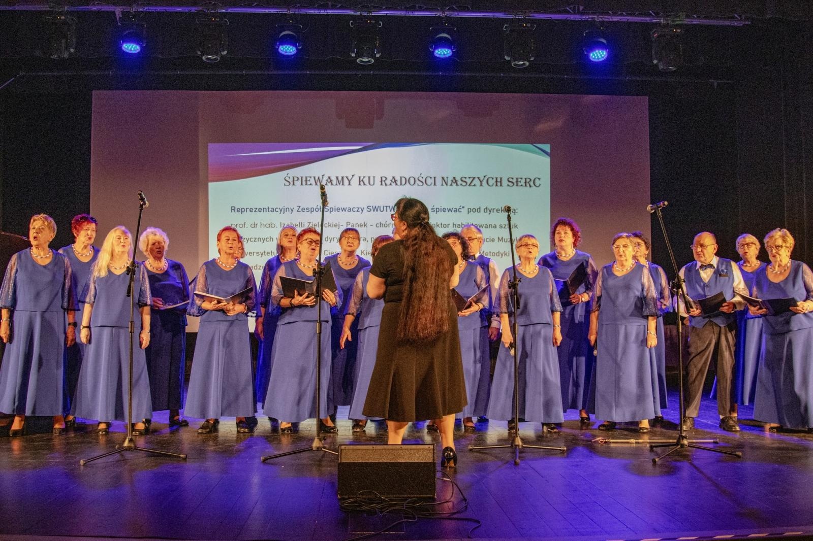 Zdjęcie w galerii na portalu naszwodzislaw.com: Inauguracja roku akademickiego WUTW za nami [FOTO] wiadomości z regionu