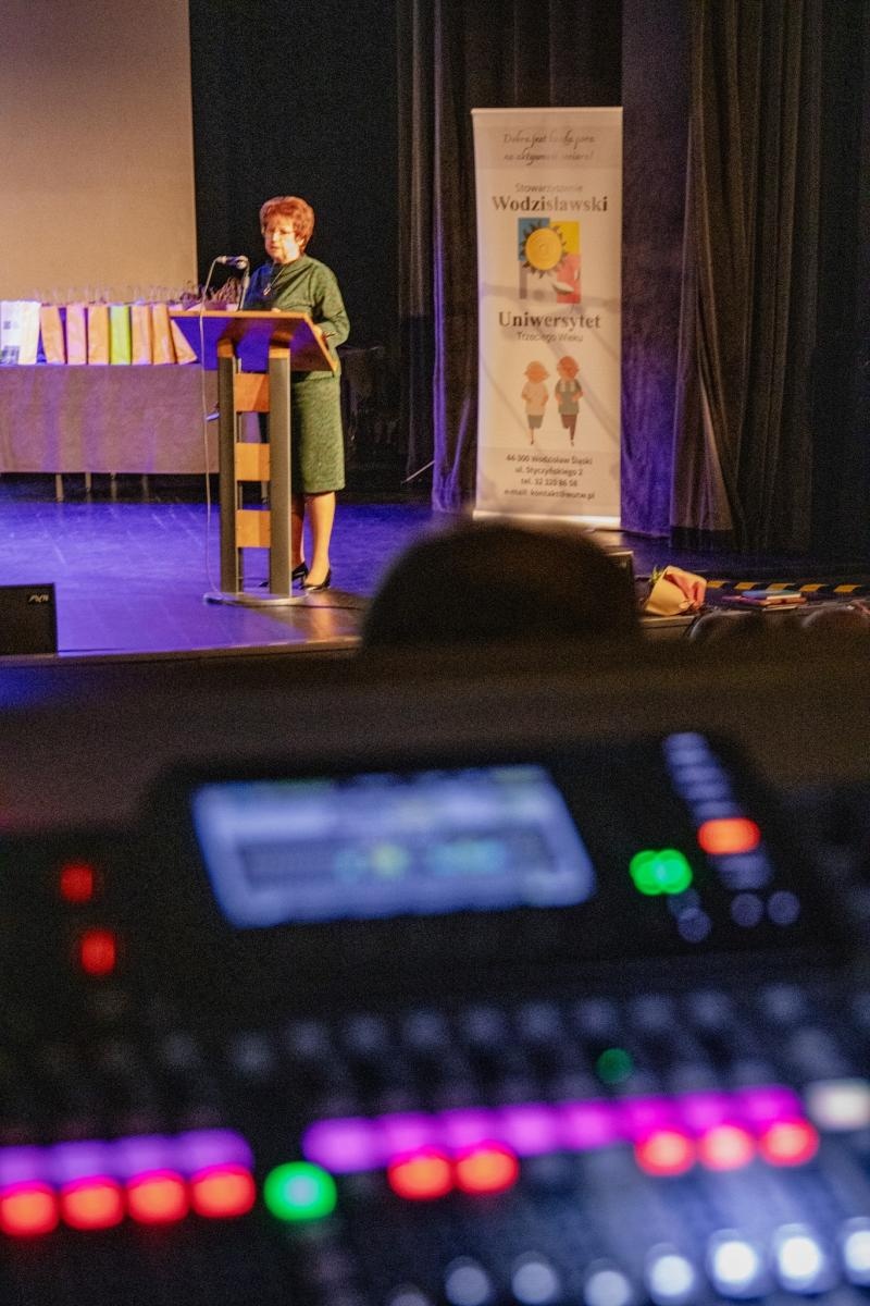 Zdjęcie w galerii na portalu naszwodzislaw.com: Inauguracja roku akademickiego WUTW za nami [FOTO] wiadomości z regionu