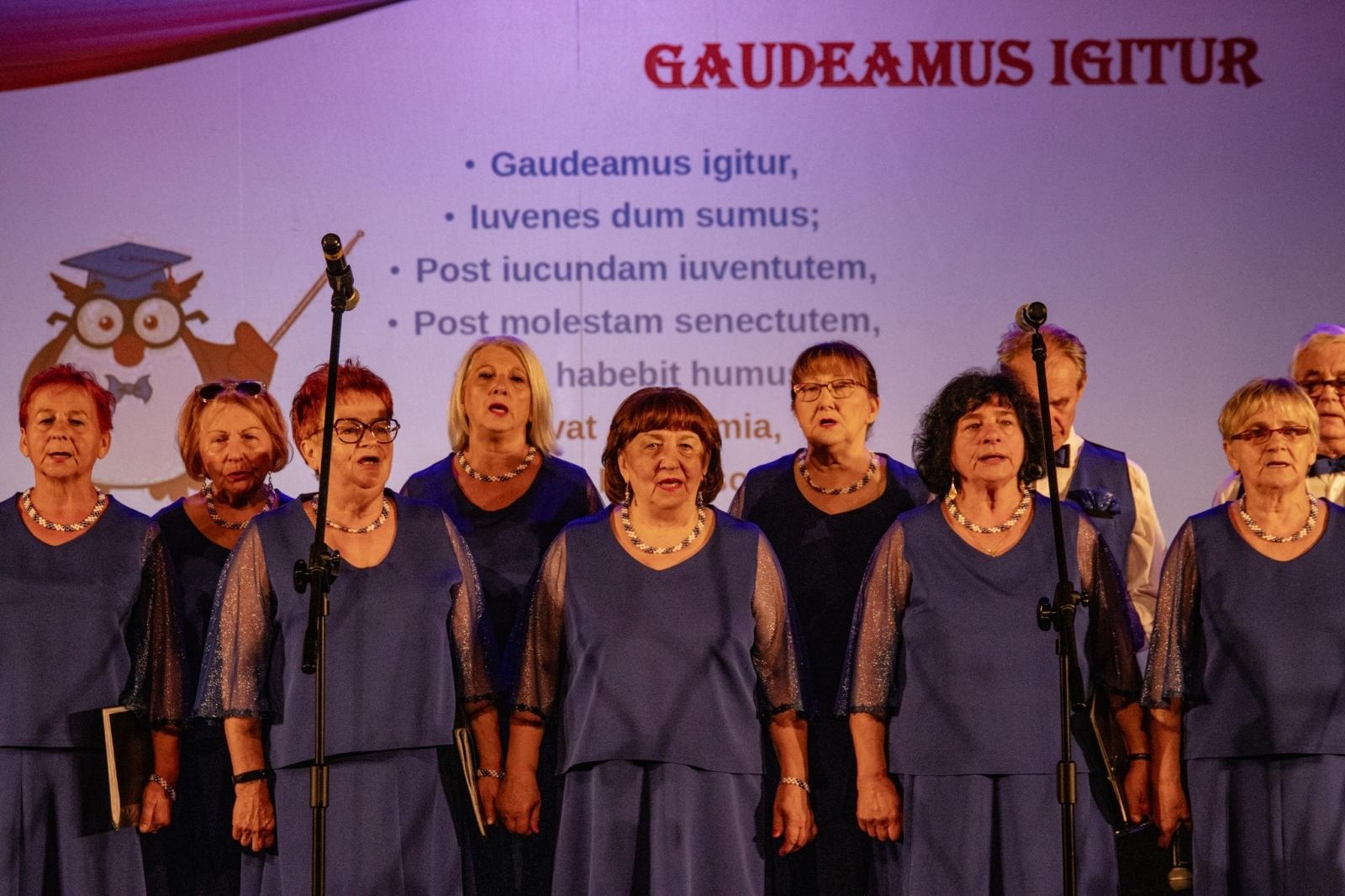 Zdjęcie w galerii na portalu naszwodzislaw.com: Inauguracja roku akademickiego WUTW za nami [FOTO] wiadomości z regionu