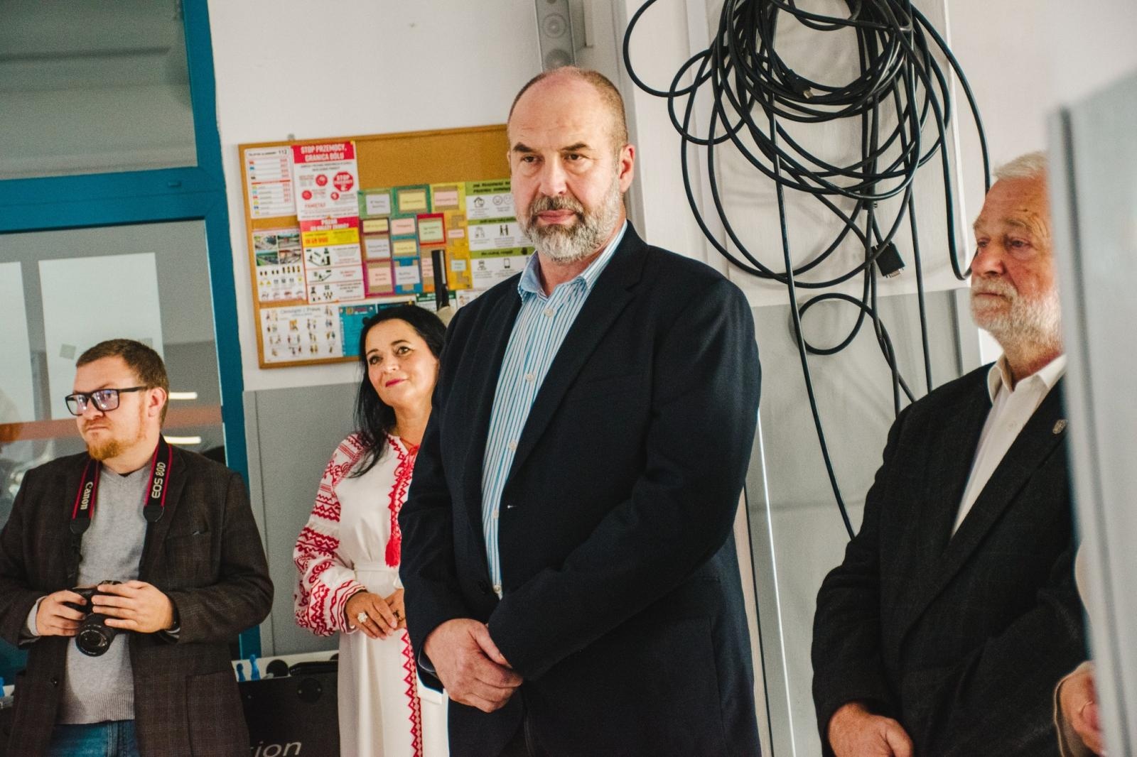 Zdjęcie w galerii na portalu naszwodzislaw.com: Pracownia muzyczna w OCNTiS oficjalnie otwarta [FOTO] wiadomości z regionu