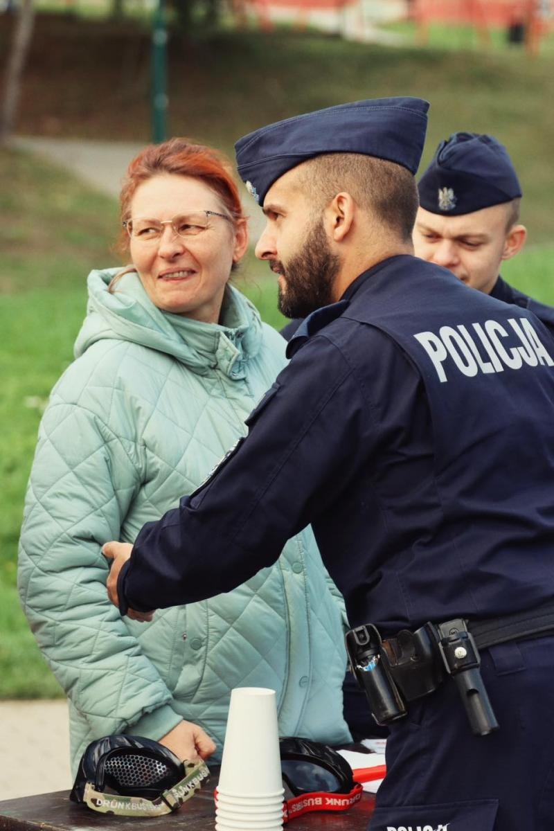 Zdjęcie w galerii na portalu naszwodzislaw.com: Charytatywny festyn na Trzech Wzgórzach. Dla powodzian zebrano ponad 20 tysięcy złotych [FOTO] wiadomości z regionu