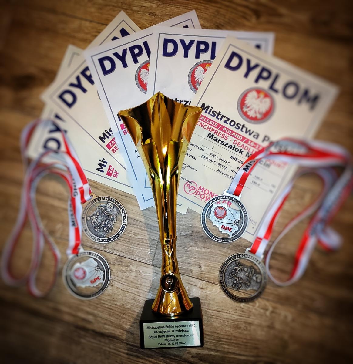 Zdjęcie w galerii na portalu naszwodzislaw.com: Sporty siłowe. Kolejne sukcesy Marcina Marszałka wiadomości z regionu