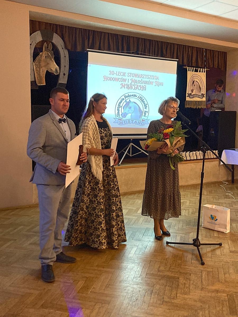 Zdjęcie w galerii na portalu naszwodzislaw.com: 20-lecie Stowarzyszenia Hodowców i Miłośników Koni Mustang wiadomości z regionu