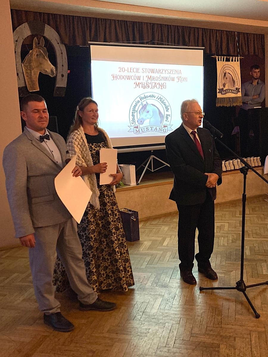 Zdjęcie w galerii na portalu naszwodzislaw.com: 20-lecie Stowarzyszenia Hodowców i Miłośników Koni Mustang wiadomości z regionu