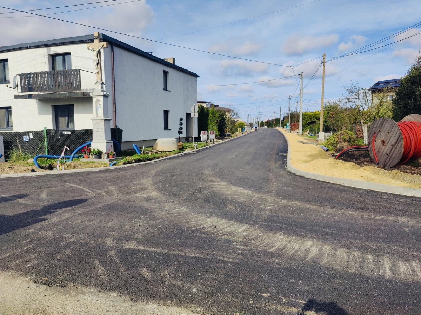 Zdjęcie w galerii na portalu naszwodzislaw.com: Rozpoczął się kolejny etap przebudowy ul. Głożyńskiej w Radlinie wiadomości z regionu