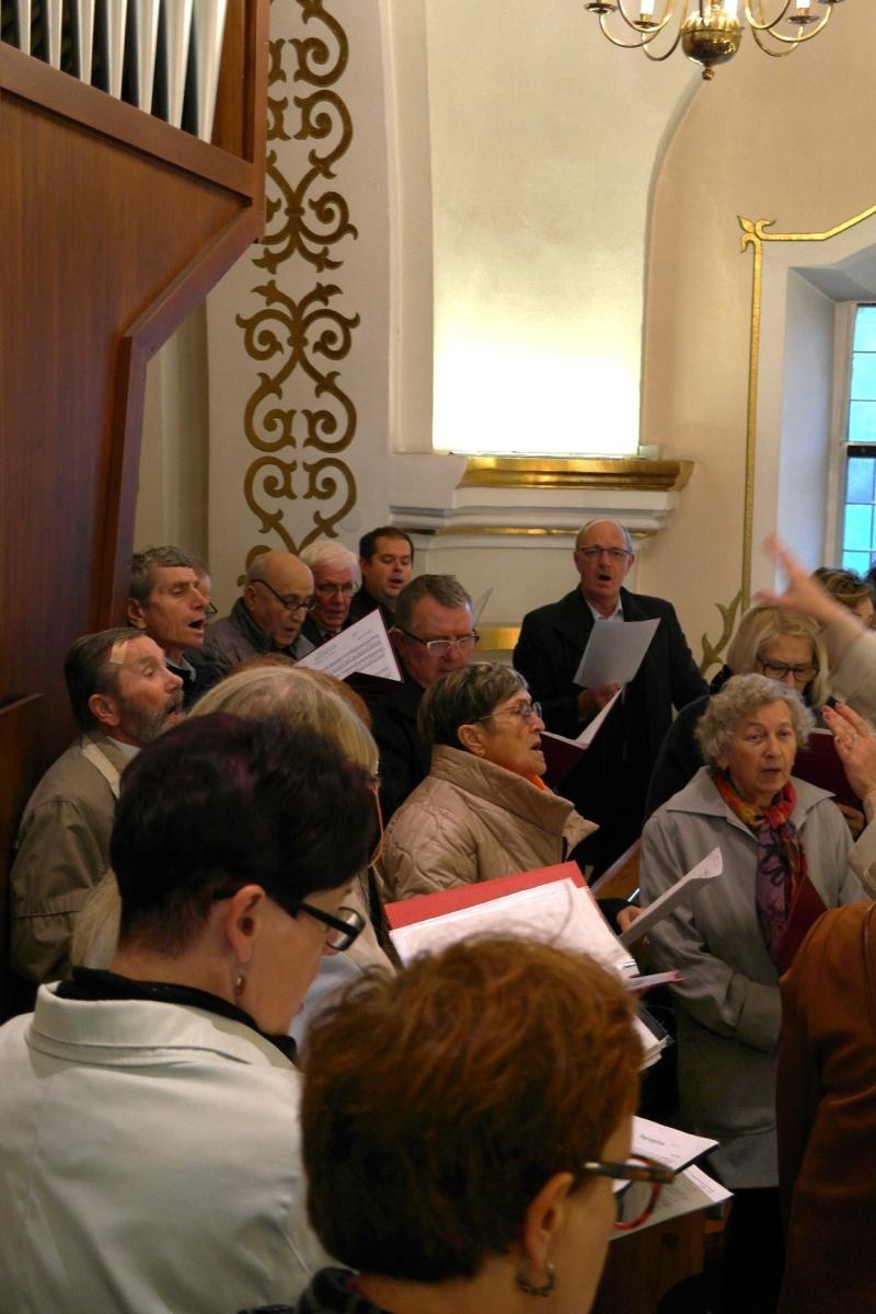 Zdjęcie w galerii na portalu naszwodzislaw.com: Chór Jadwiga z WCK wystąpił w kościele w Zawadzie wiadomości z regionu