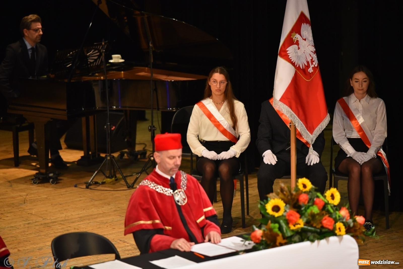 Zdjęcie w galerii na portalu naszwodzislaw.com: Raciborska Akademia Nauk Stosowanych zainaugurowała nowy rok akademicki wiadomości z regionu