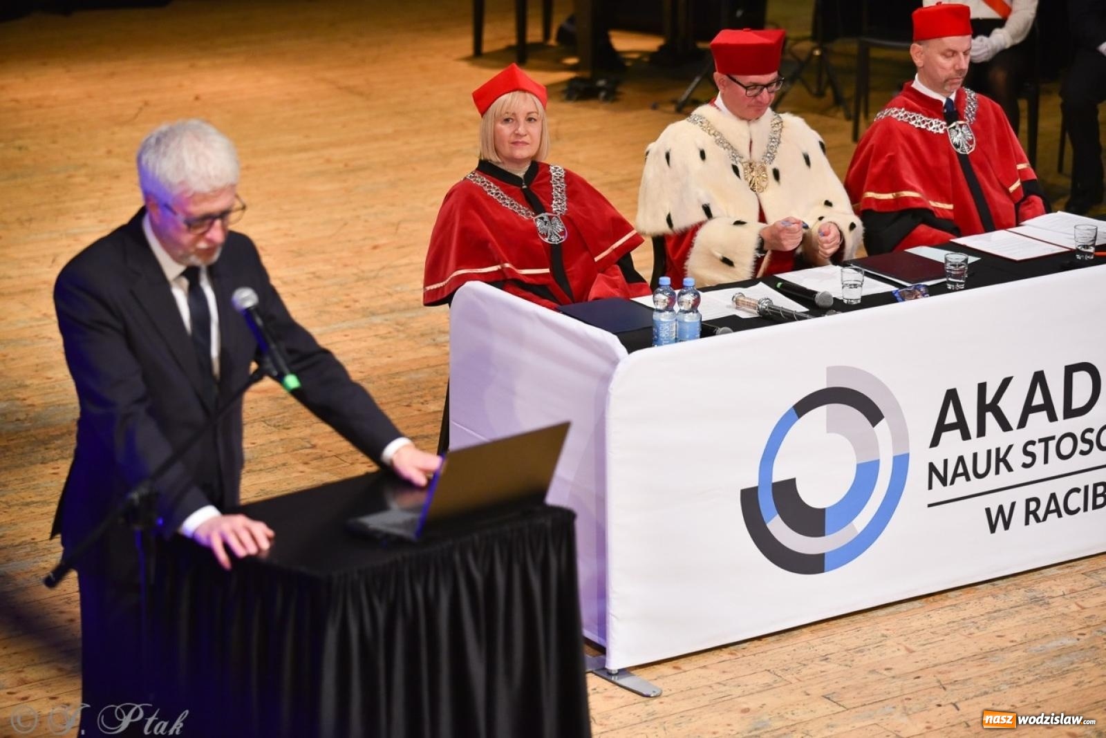 Zdjęcie w galerii na portalu naszwodzislaw.com: Raciborska Akademia Nauk Stosowanych zainaugurowała nowy rok akademicki wiadomości z regionu