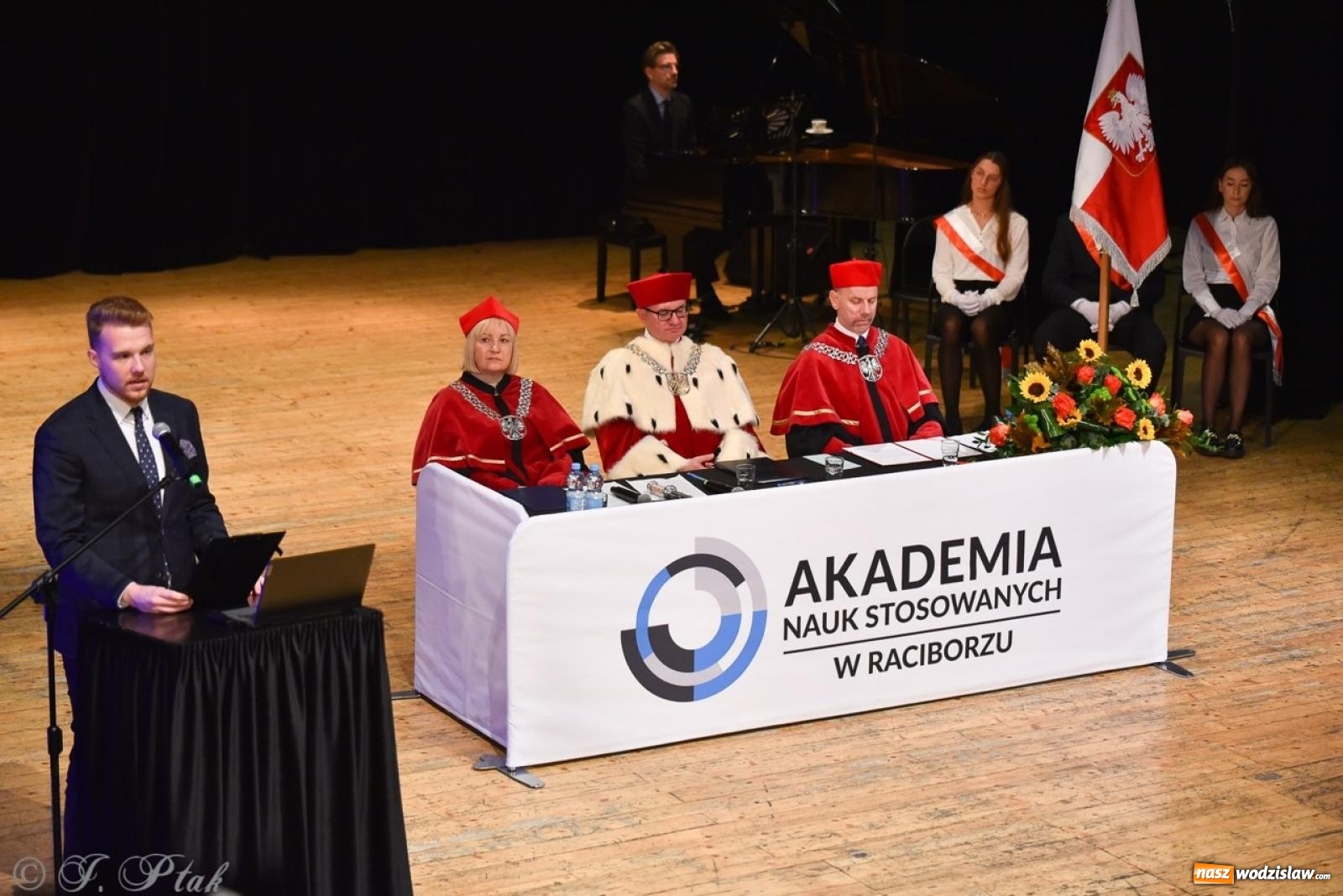 Zdjęcie w galerii na portalu naszwodzislaw.com: Raciborska Akademia Nauk Stosowanych zainaugurowała nowy rok akademicki wiadomości z regionu