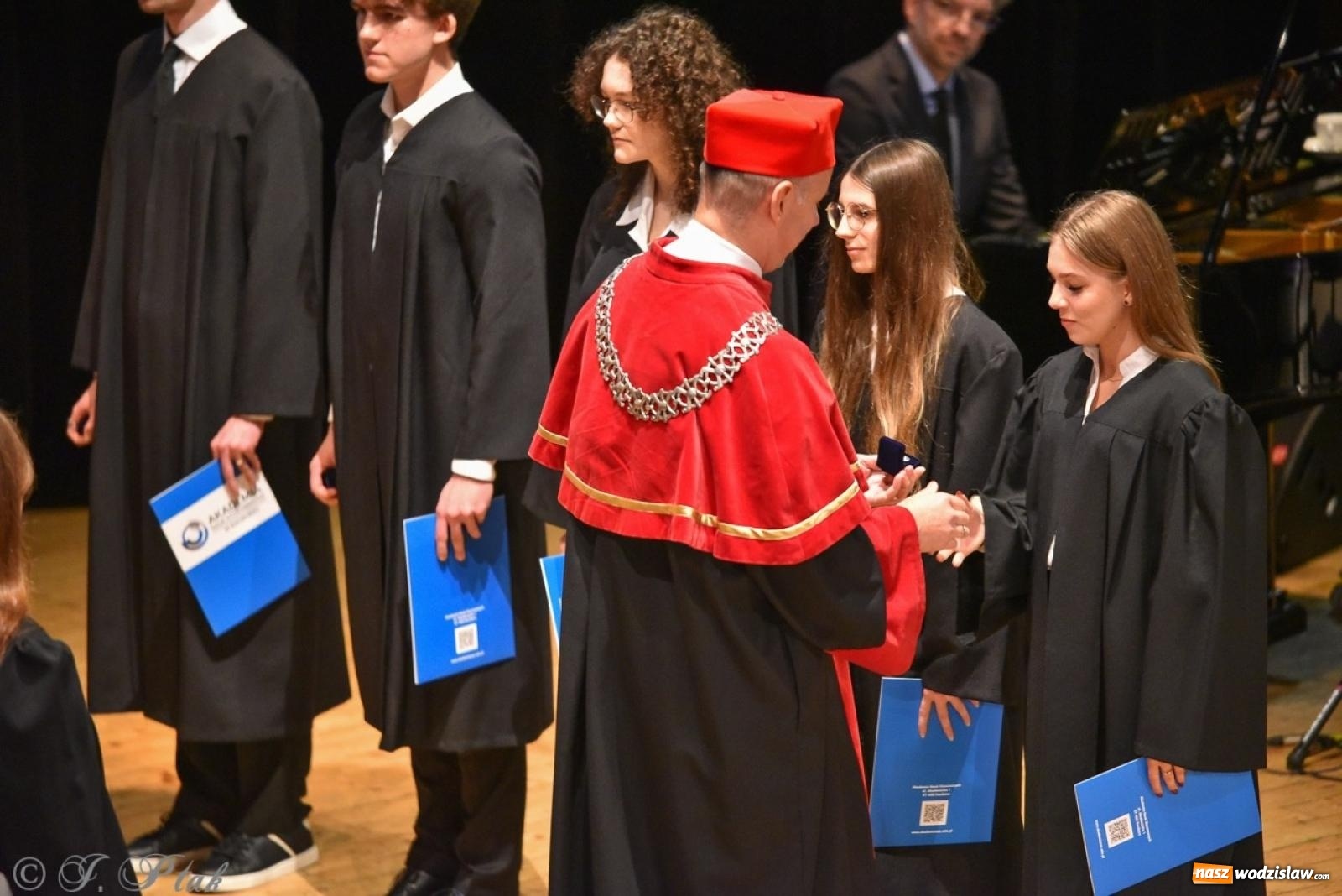 Zdjęcie w galerii na portalu naszwodzislaw.com: Raciborska Akademia Nauk Stosowanych zainaugurowała nowy rok akademicki wiadomości z regionu