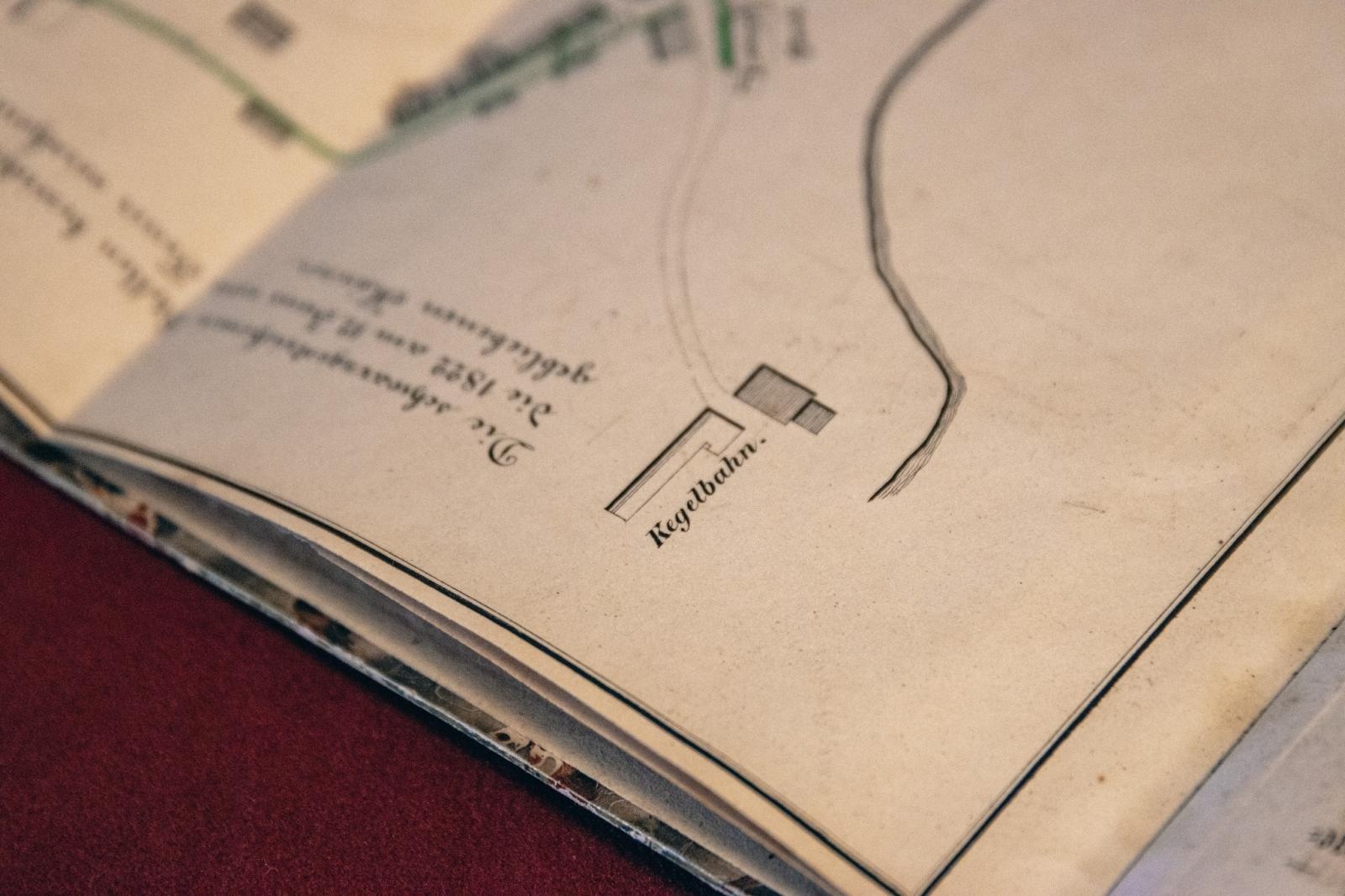 Zdjęcie w galerii na portalu naszwodzislaw.com: Sławomir Kulpa dyrektor wodzisławskiego Muzeum pozyskał cenne dzieło wiadomości z regionu