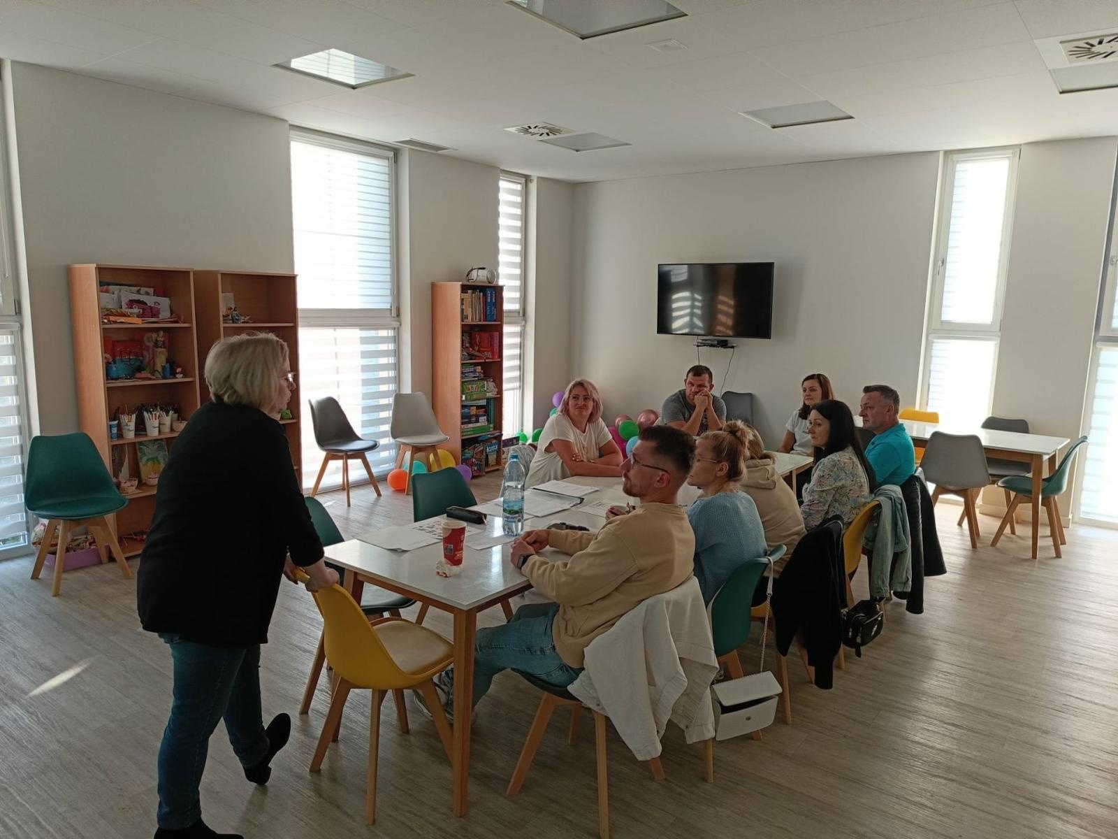 Zdjęcie w galerii na portalu naszwodzislaw.com: PCPR poszukuje rodzin zastępczych wiadomości z regionu