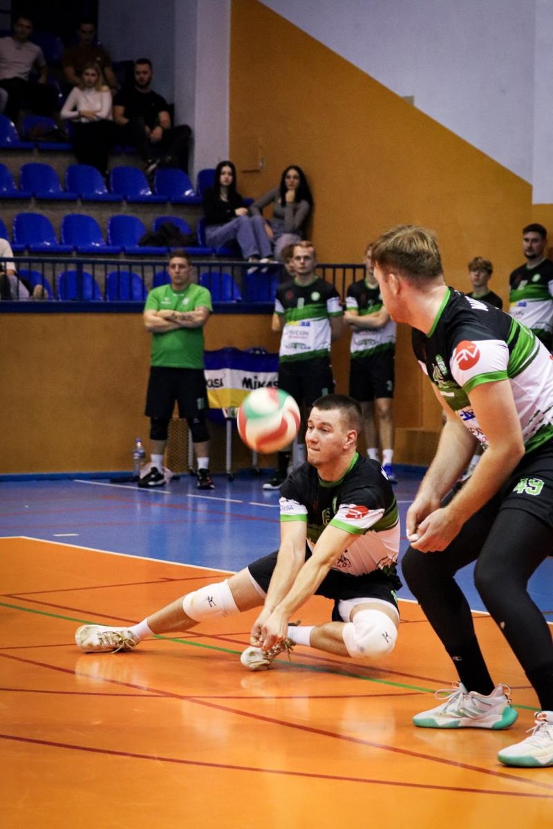 Zdjęcie w galerii na portalu naszwodzislaw.com: Zacięta walka na parkiecie. SK Górnik Radlin wygrywa po tie-breaku [FOTO] wiadomości z regionu