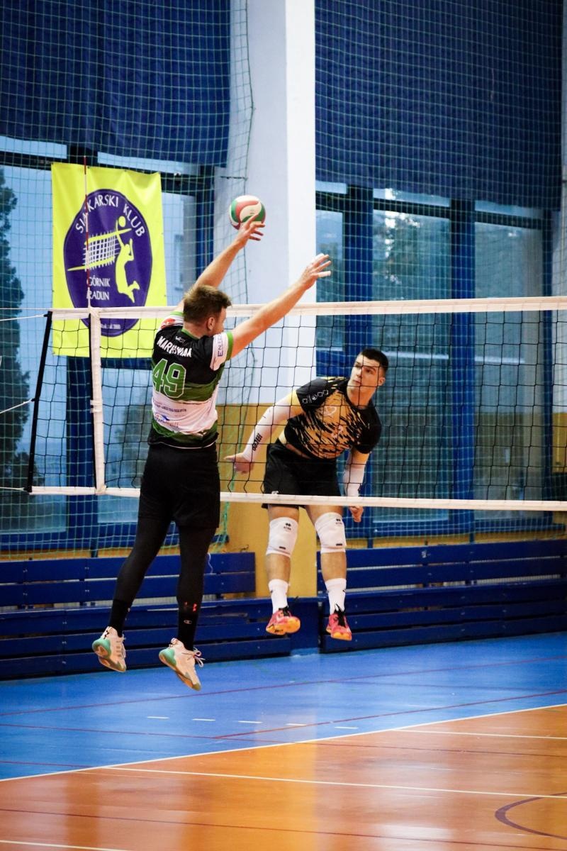 Zdjęcie w galerii na portalu naszwodzislaw.com: Zacięta walka na parkiecie. SK Górnik Radlin wygrywa po tie-breaku [FOTO] wiadomości z regionu