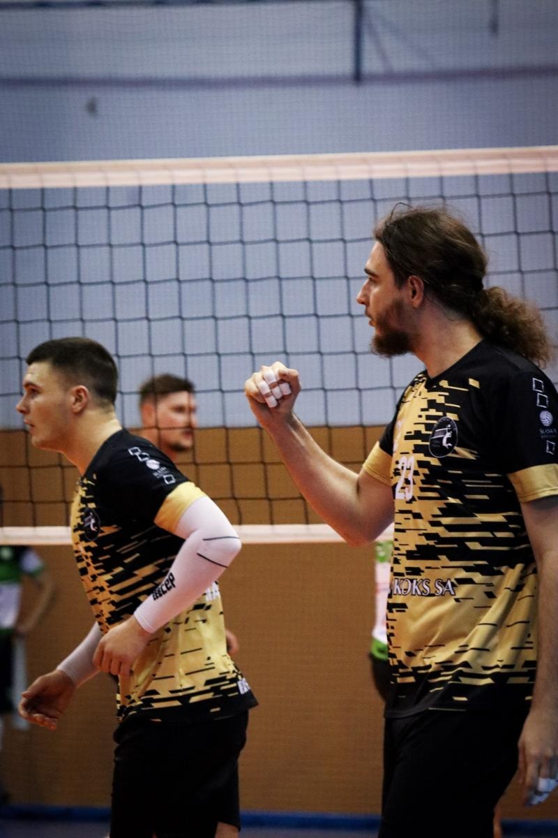 Zdjęcie w galerii na portalu naszwodzislaw.com: Zacięta walka na parkiecie. SK Górnik Radlin wygrywa po tie-breaku [FOTO] wiadomości z regionu