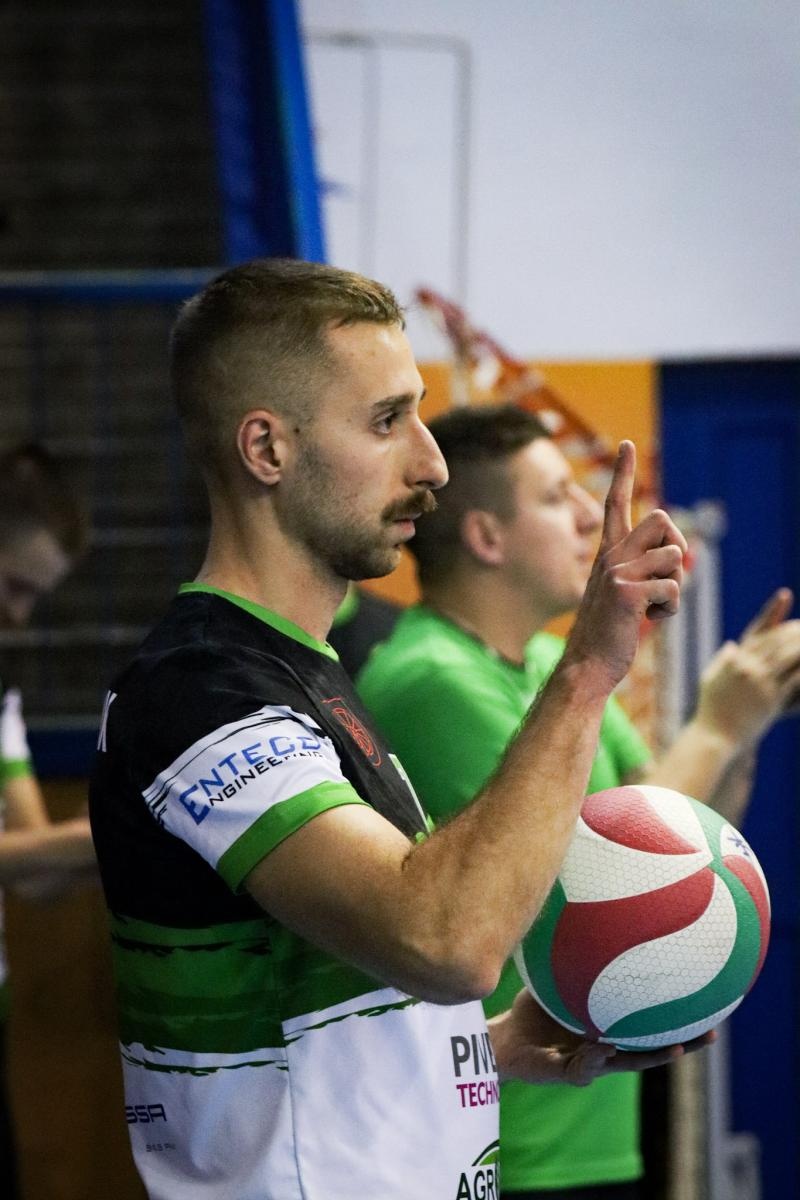 Zdjęcie w galerii na portalu naszwodzislaw.com: Zacięta walka na parkiecie. SK Górnik Radlin wygrywa po tie-breaku [FOTO] wiadomości z regionu