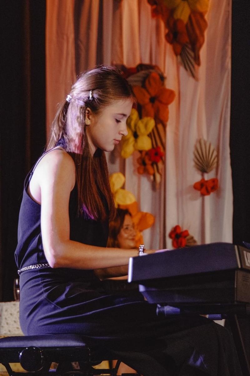 Zdjęcie w galerii na portalu naszwodzislaw.com: Uroczysta gala z okazji Dnia Edukacji Narodowej w WCK wiadomości z regionu