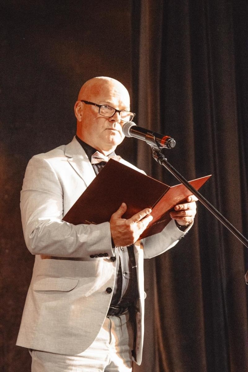 Zdjęcie w galerii na portalu naszwodzislaw.com: Uroczysta gala z okazji Dnia Edukacji Narodowej w WCK wiadomości z regionu