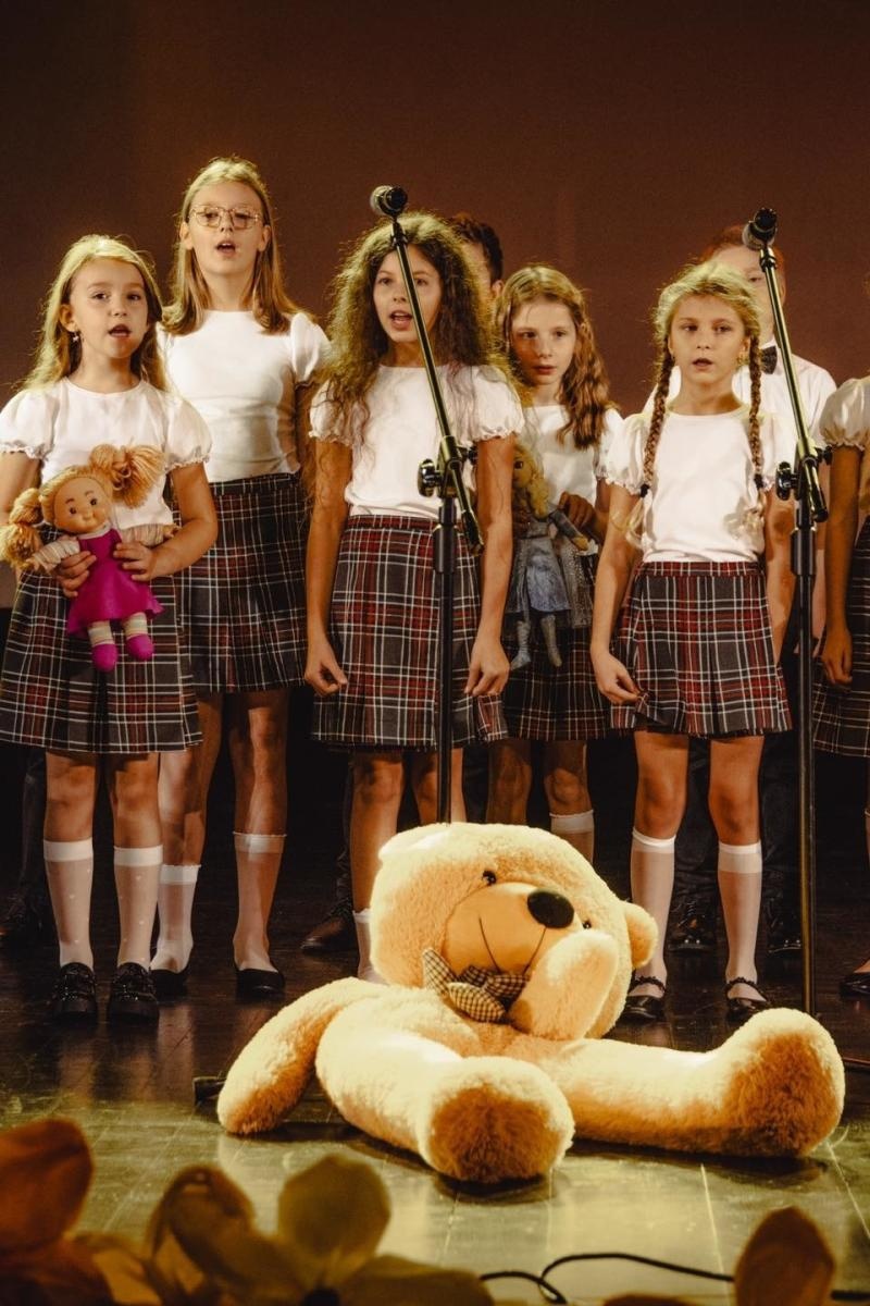 Zdjęcie w galerii na portalu naszwodzislaw.com: Uroczysta gala z okazji Dnia Edukacji Narodowej w WCK wiadomości z regionu