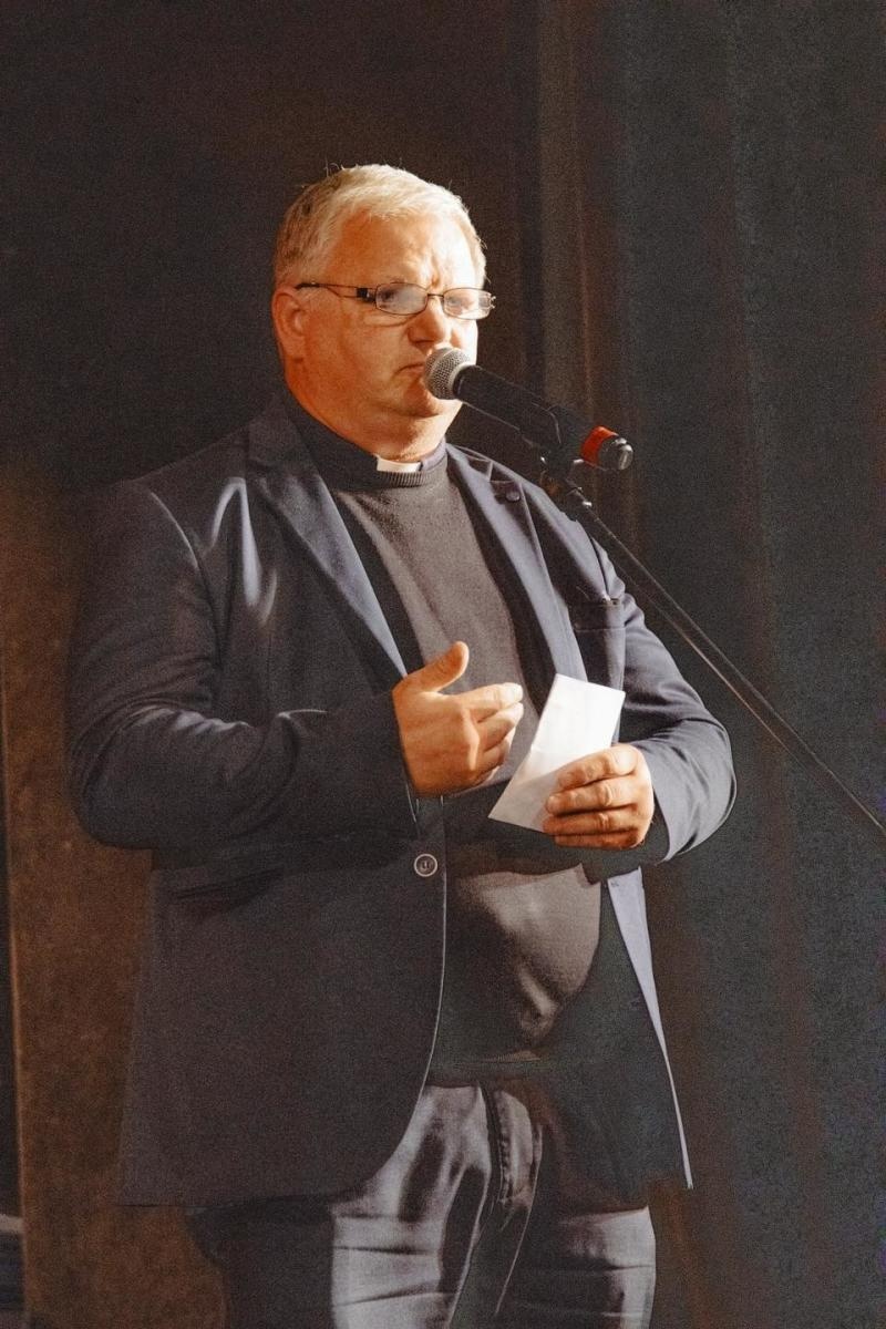 Zdjęcie w galerii na portalu naszwodzislaw.com: Uroczysta gala z okazji Dnia Edukacji Narodowej w WCK wiadomości z regionu