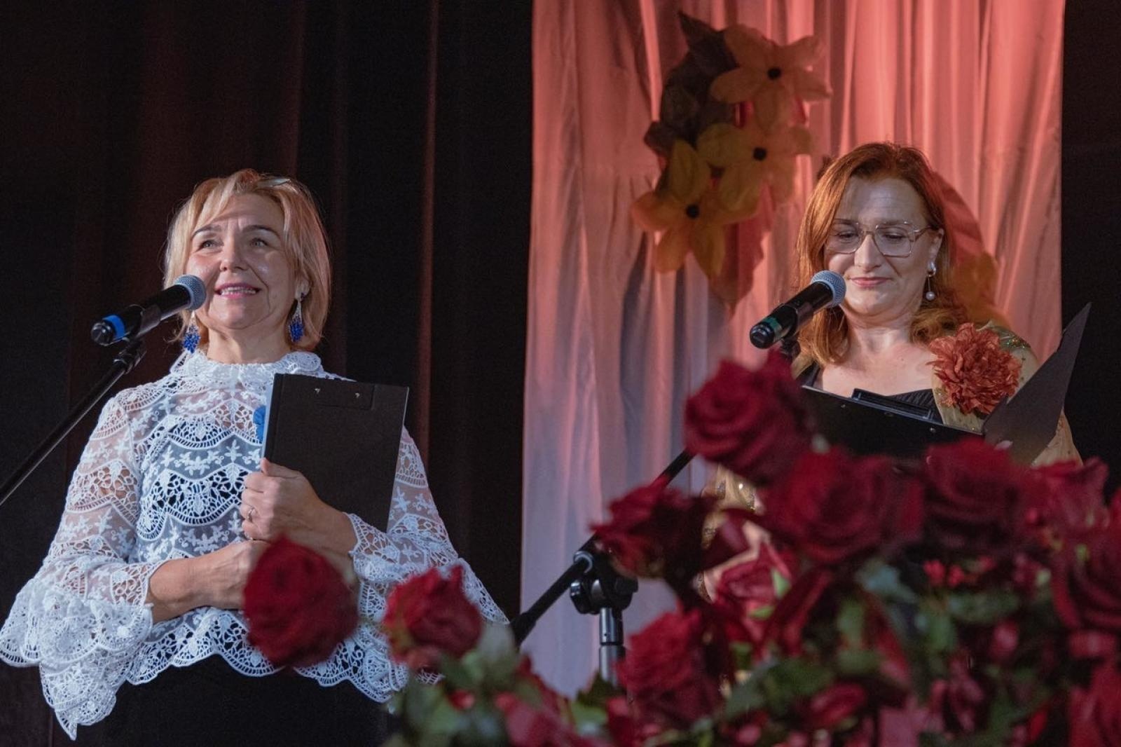 Zdjęcie w galerii na portalu naszwodzislaw.com: Uroczysta gala z okazji Dnia Edukacji Narodowej w WCK wiadomości z regionu