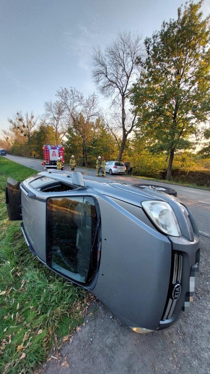 Zdjęcie w galerii na portalu naszwodzislaw.com: Groźna kolizja na trasie Racibórz-Lubomia wiadomości z regionu