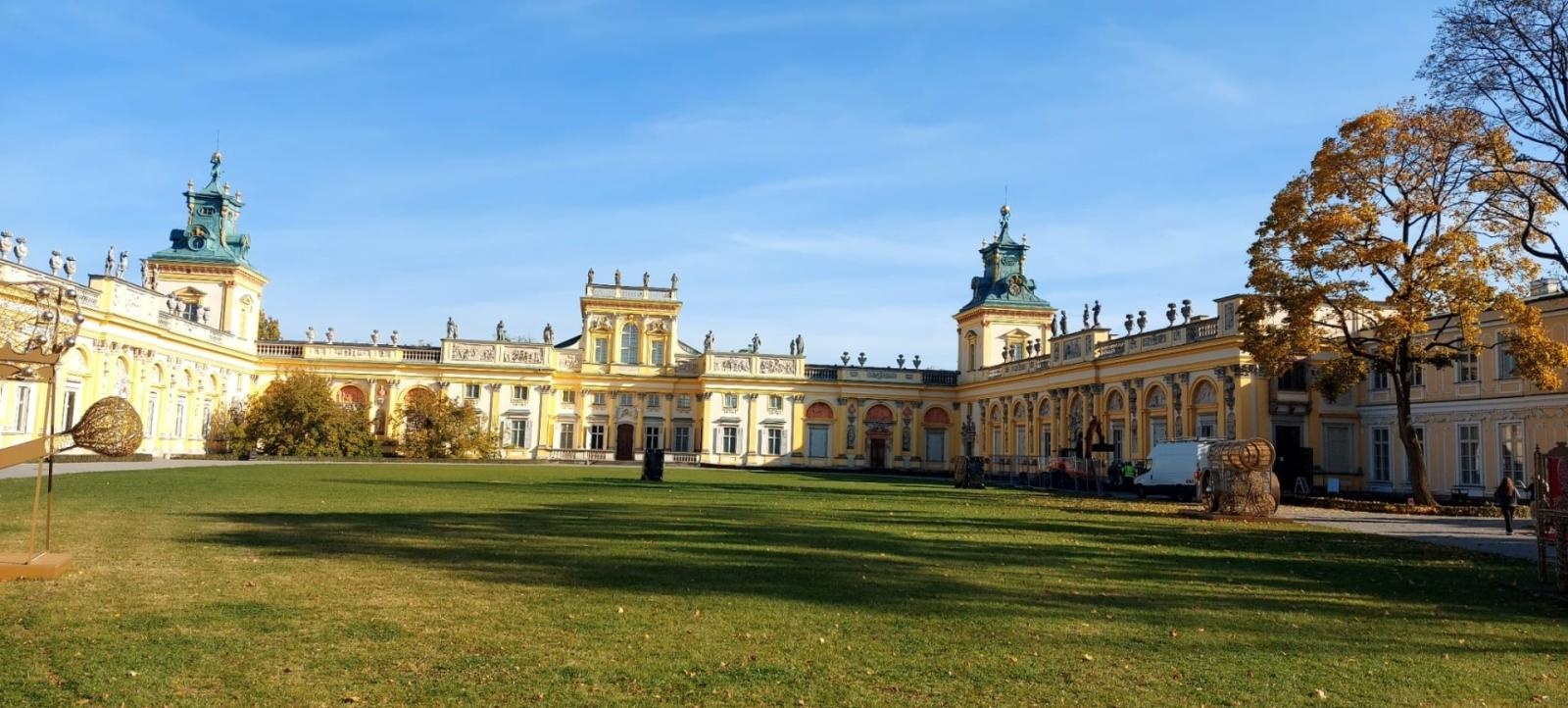 Zdjęcie w galerii na portalu naszwodzislaw.com: Podróż z klasą uczniów ze Skrbeńska do Warszawy wiadomości z regionu