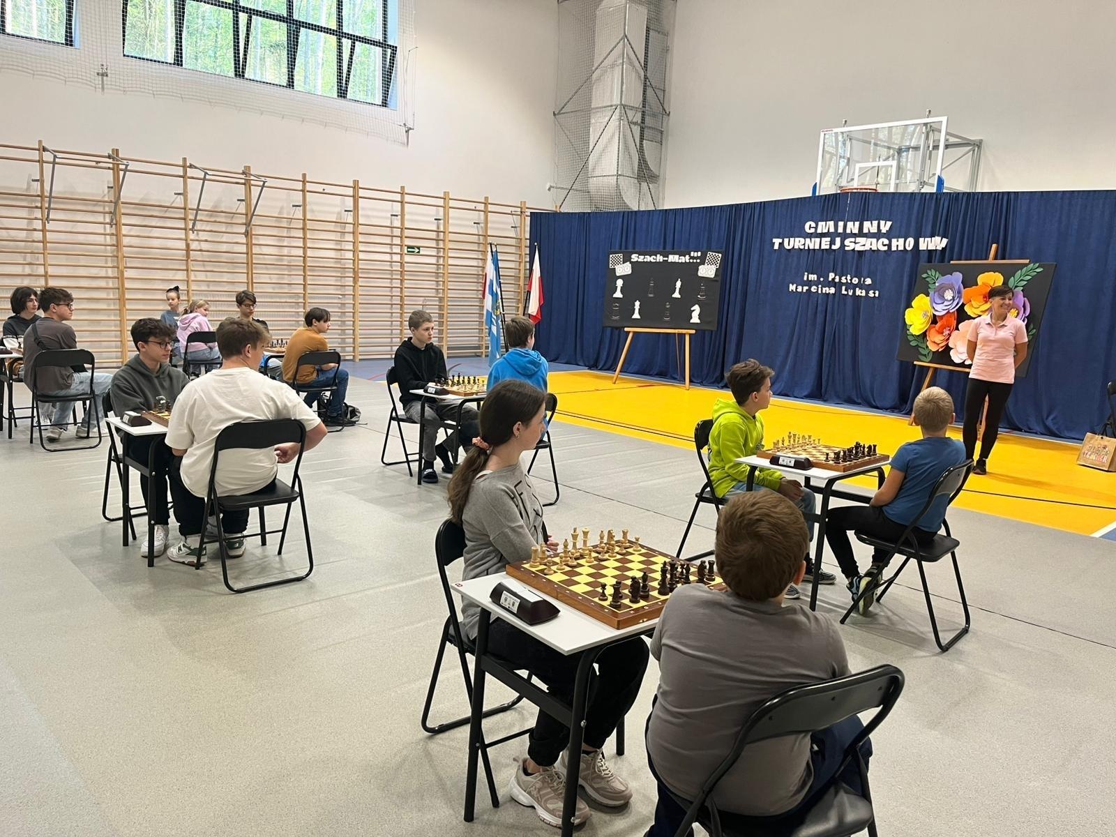Zdjęcie w galerii na portalu naszwodzislaw.com: Szachowa tradycja w Skrbeńsku. Gminny turniej im. Pastora Marcina Lukasa wiadomości z regionu